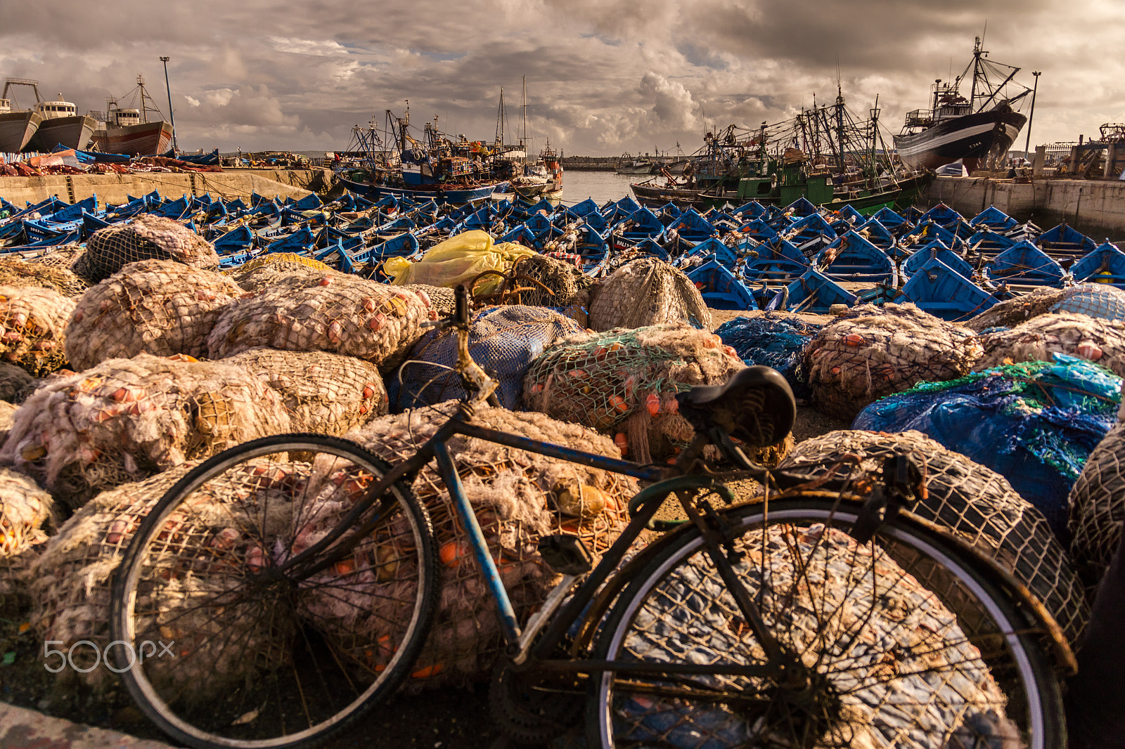 Sony SLT-A65 (SLT-A65V) + Sigma 17-70mm F2.8-4.5 (D) sample photo. Essaouira harbor photography