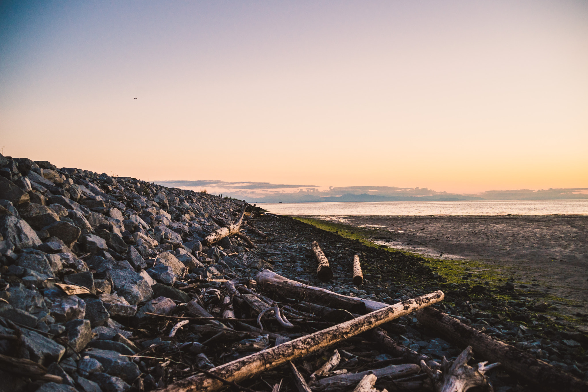 Sony a7 + 35-70mm F4 sample photo. Iona rocks photography