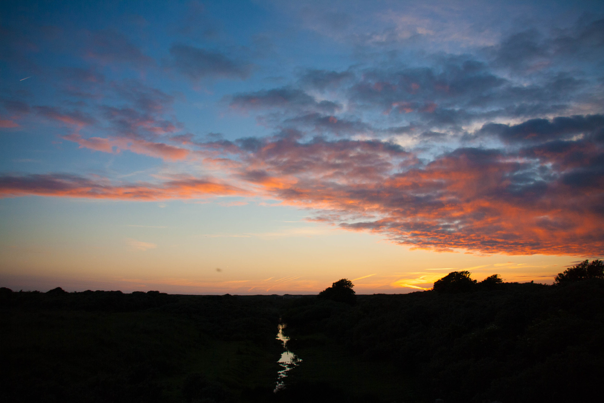 Sigma 18-200mm f/3.5-6.3 DC OS sample photo. Sunset's will never bore me ^^ photography