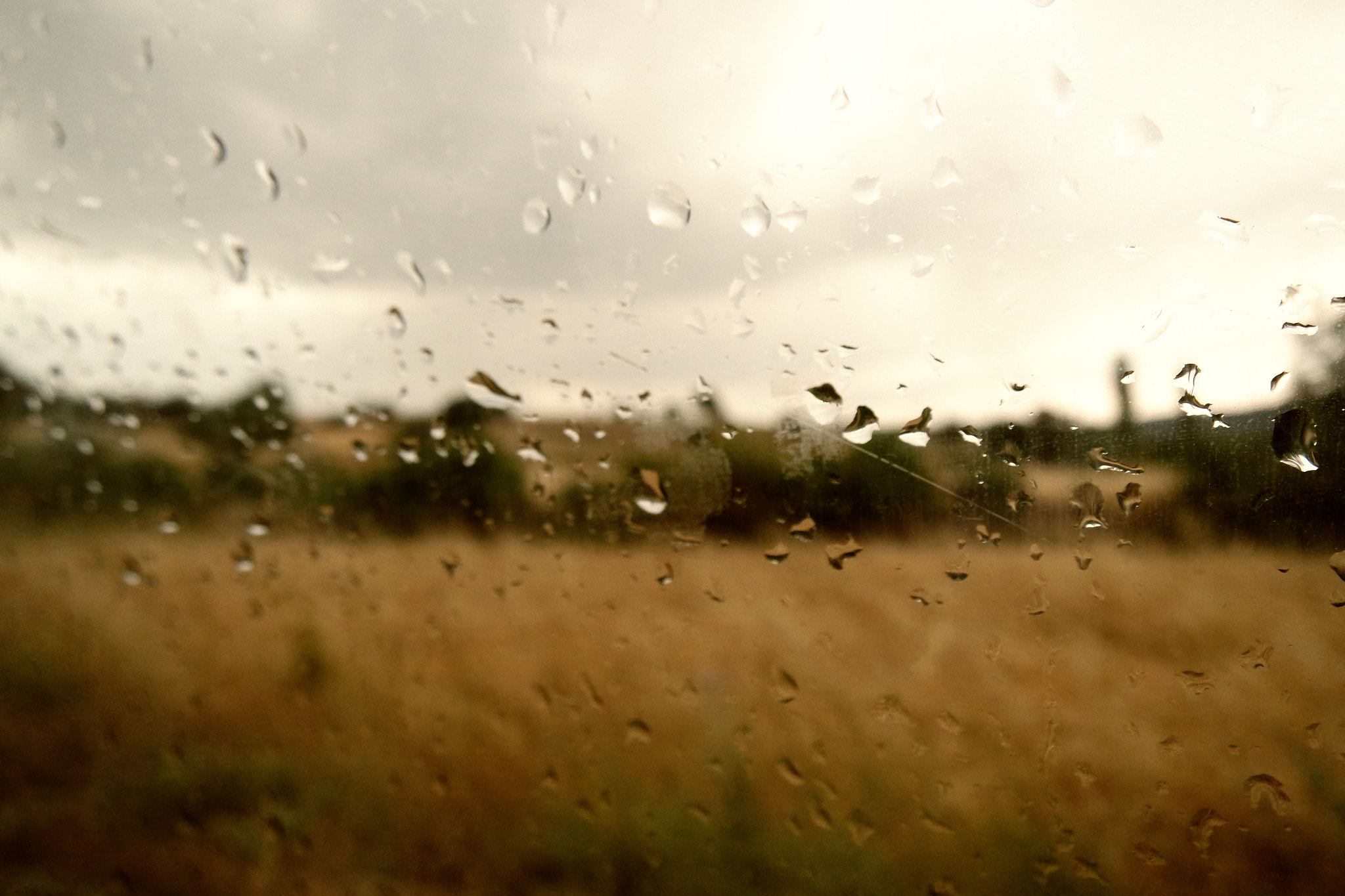 Samsung NX mini sample photo. Drops on glass photography