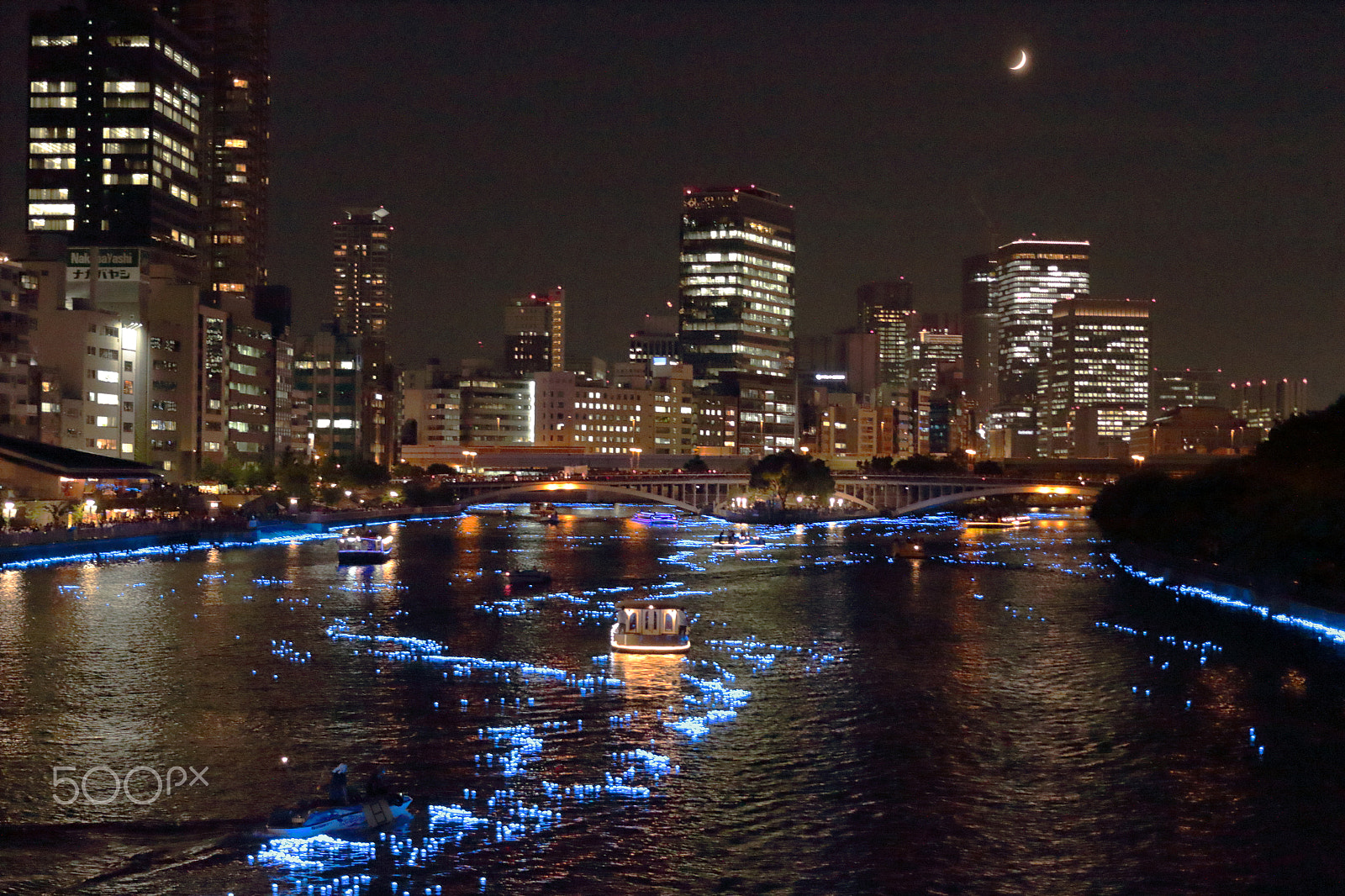 Canon EOS 100D (EOS Rebel SL1 / EOS Kiss X7) sample photo. Going through stars photography