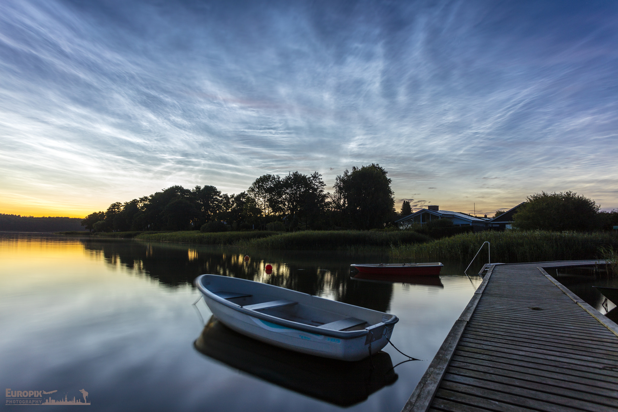 Canon EOS 5DS + Canon EF 17-40mm F4L USM sample photo. Noctilucent clouds - denmark photography