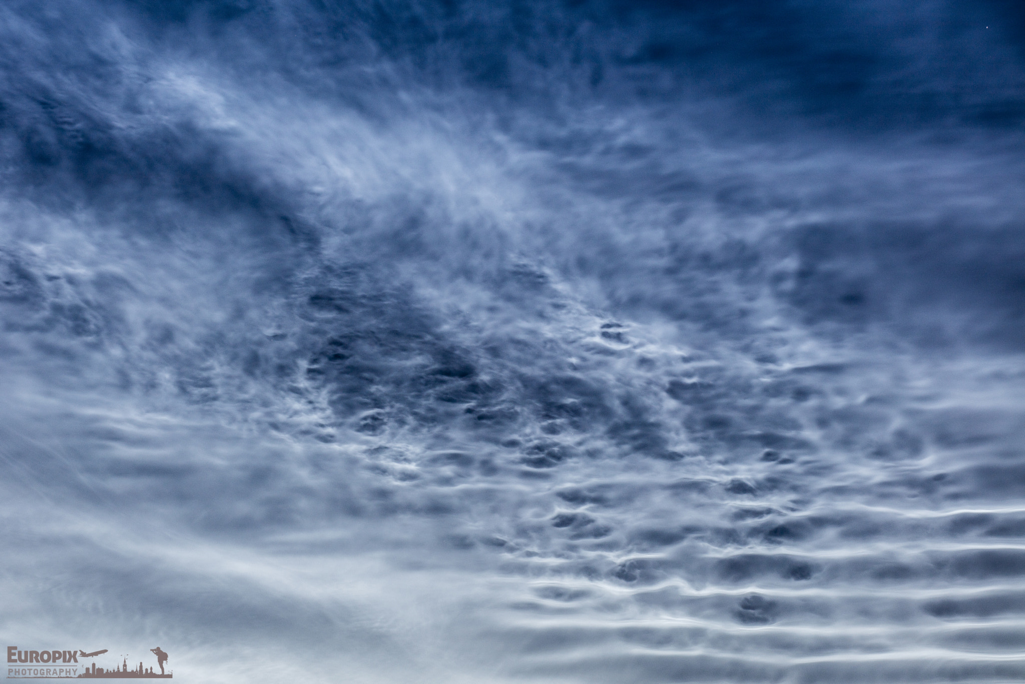 Canon EOS 5DS + Canon EF 70-200mm F4L USM sample photo. Noctilucent clouds - denmark photography