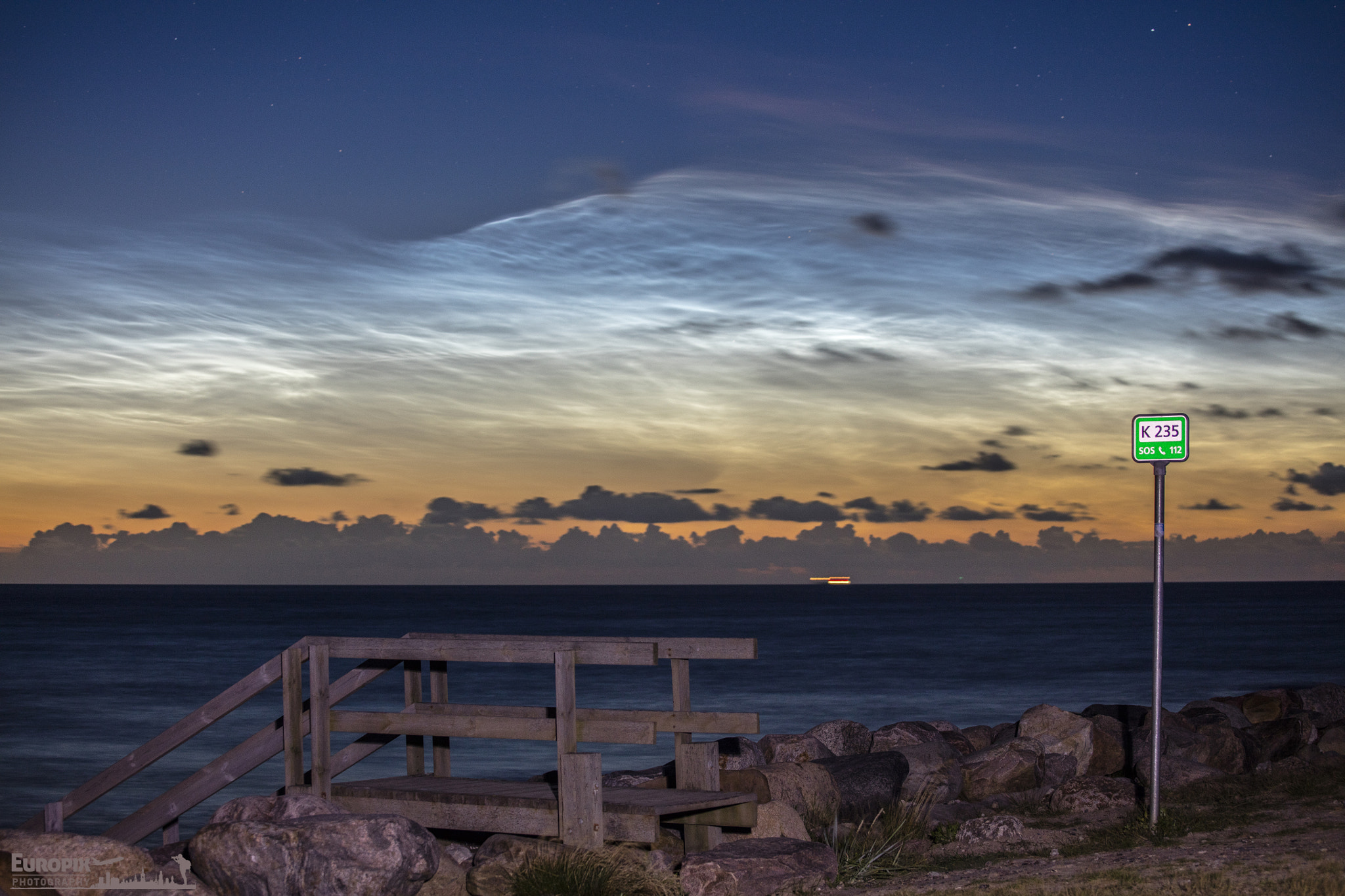 Canon EOS 5DS + Canon EF 70-200mm F4L USM sample photo. Noctilucent clouds - denmark photography