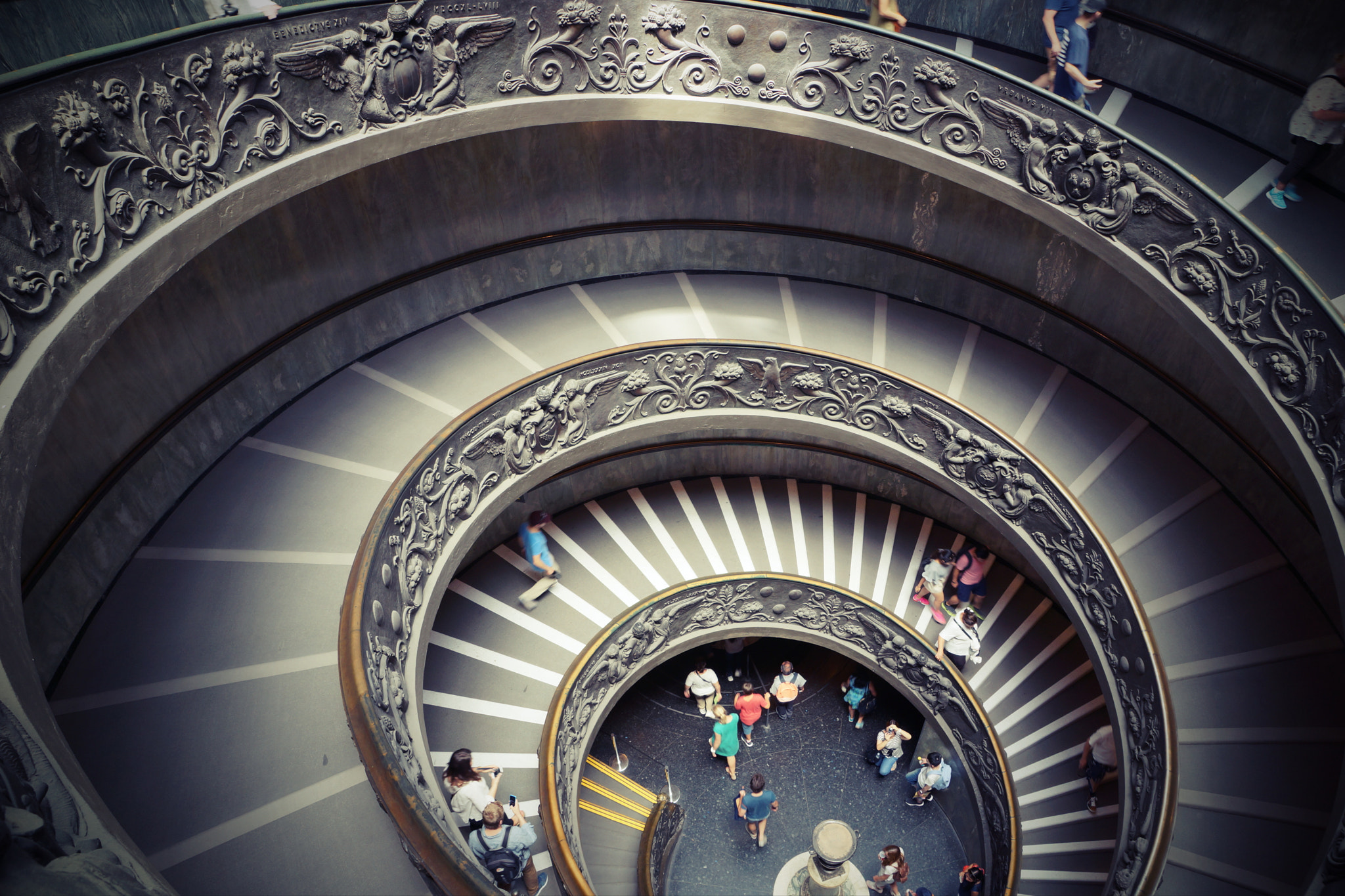 Sony SLT-A77 + Sony DT 16-50mm F2.8 SSM sample photo. Bramante staircase photography