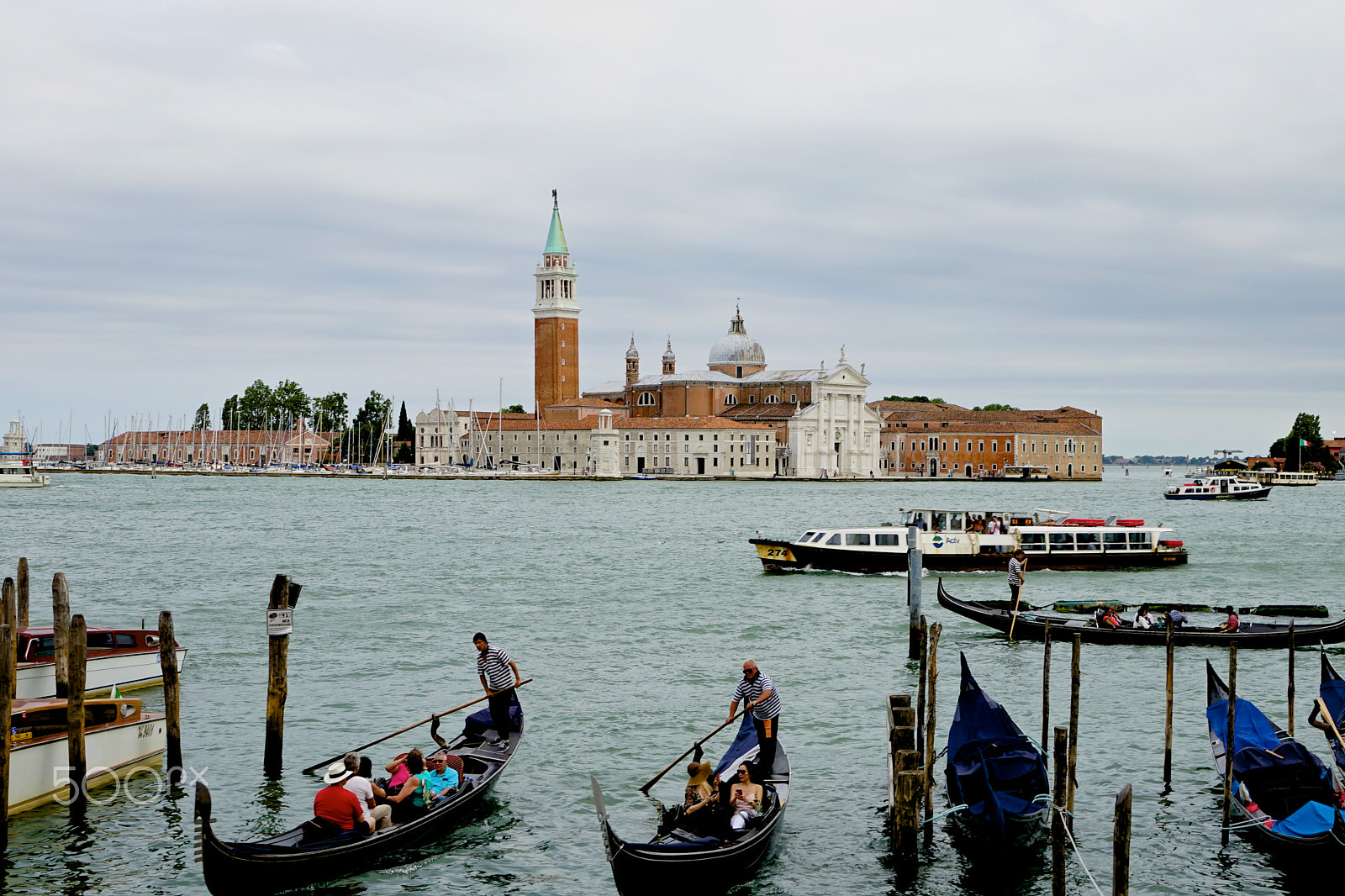 Sony a7 II + Sony Vario-Sonnar T* 16-35mm F2.8 ZA SSM sample photo. Venice photography