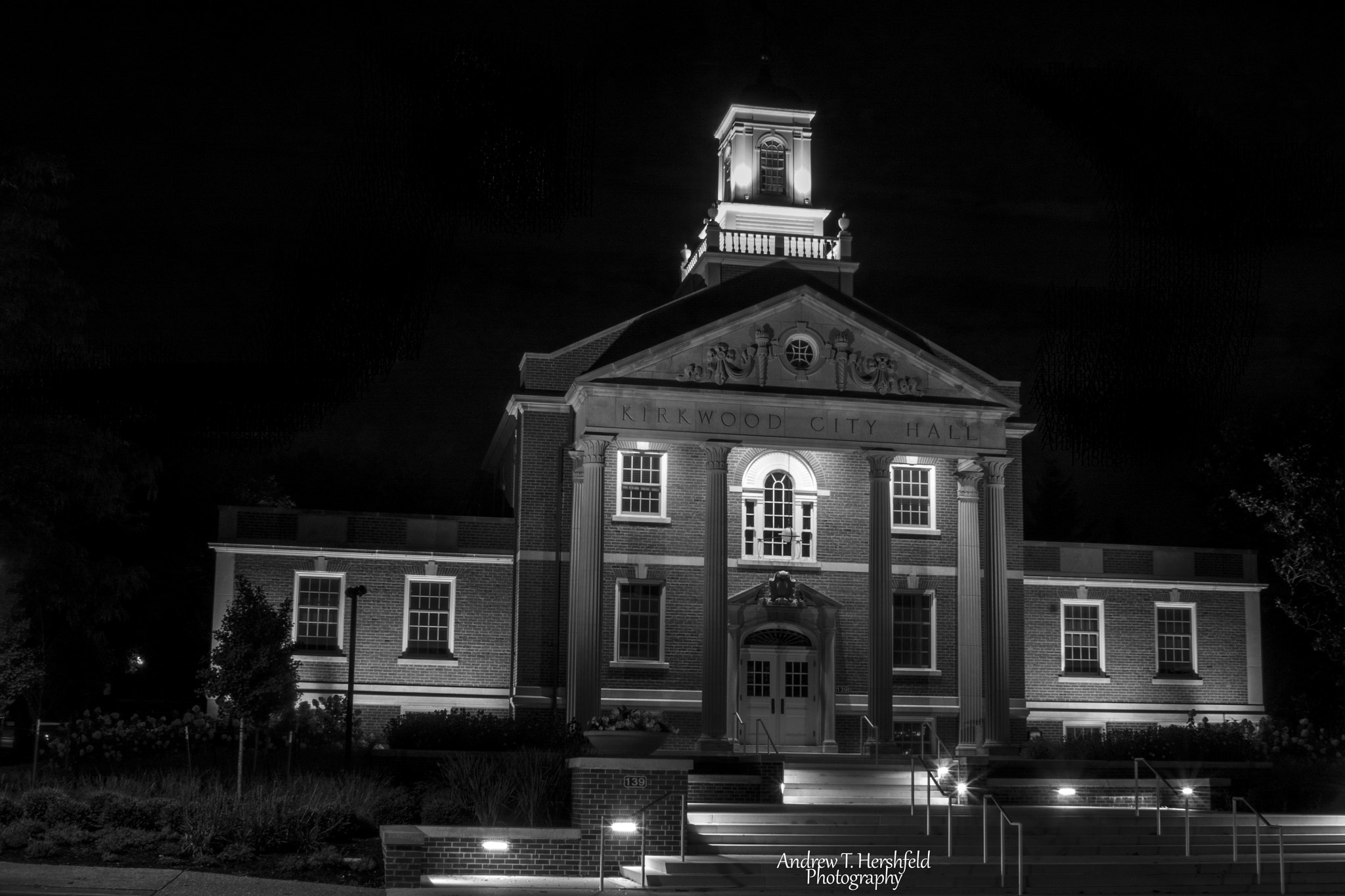 Canon EF 28-80mm f/3.5-5.6 sample photo. City hall photography