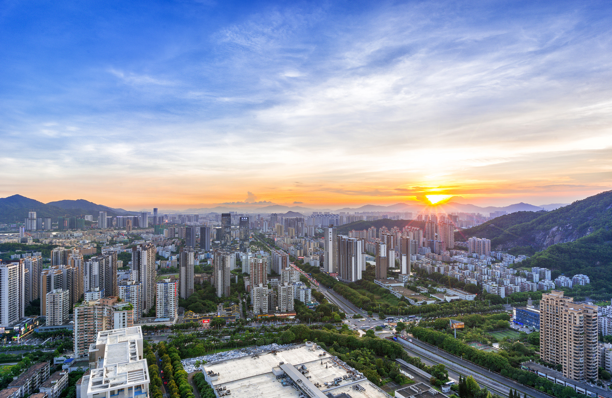 Nikon D7100 + Sigma 12-24mm F4.5-5.6 II DG HSM sample photo. Zhuhai·jiuzhou avenue photography