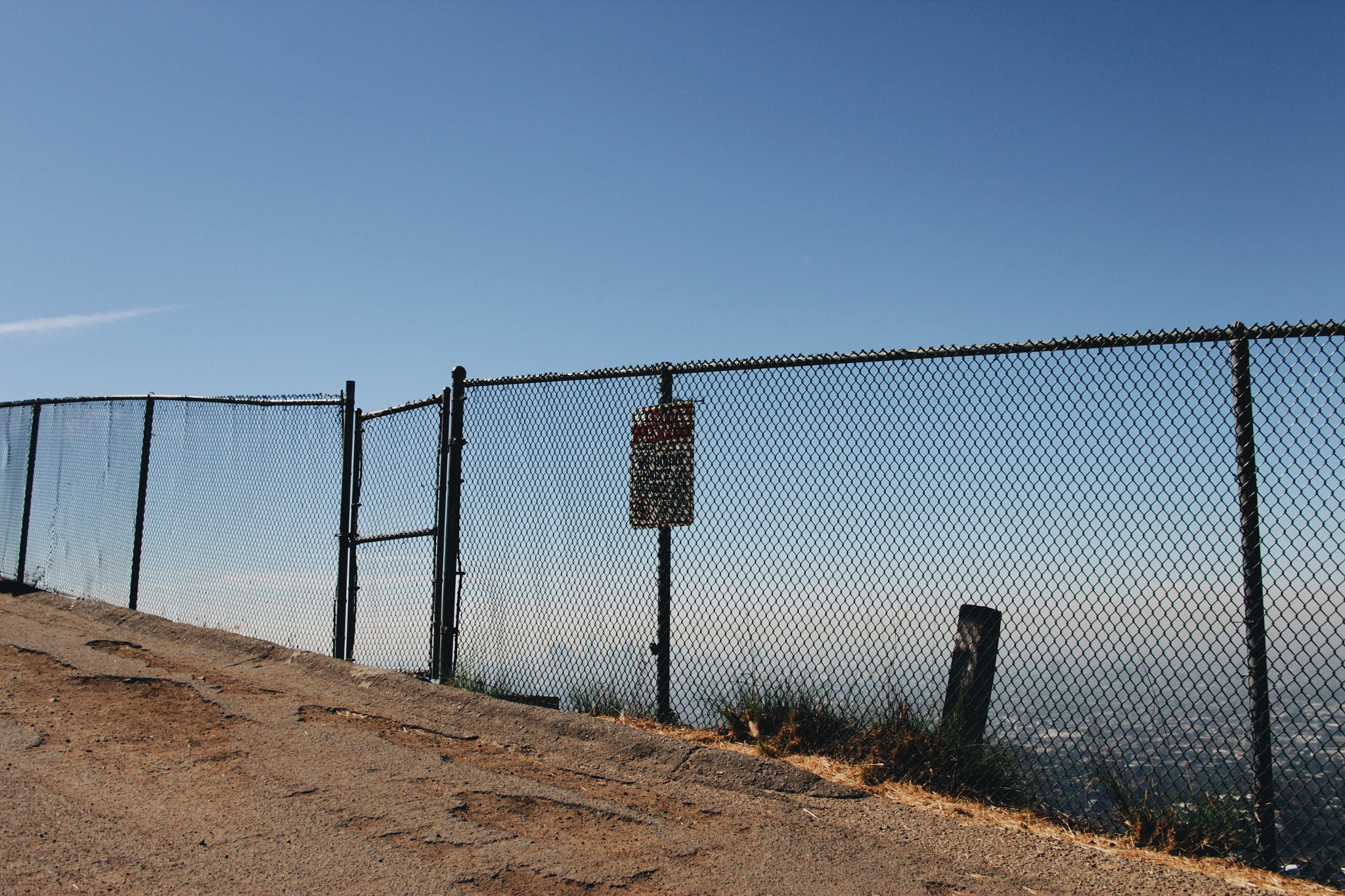 Canon EF-S 18-55mm F3.5-5.6 II sample photo. Hollywood hill photography