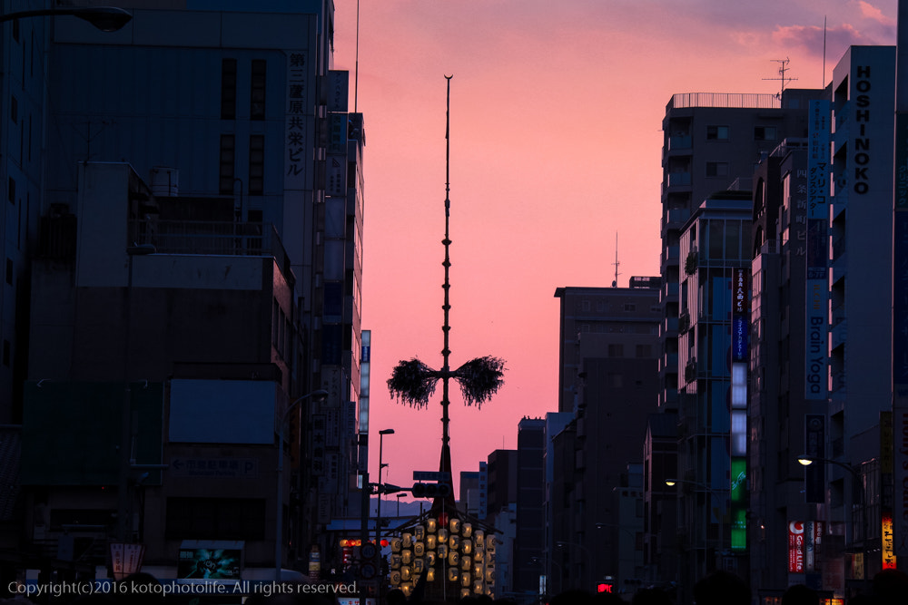 Canon EOS 500D (EOS Rebel T1i / EOS Kiss X3) sample photo. Gion festival eve photography