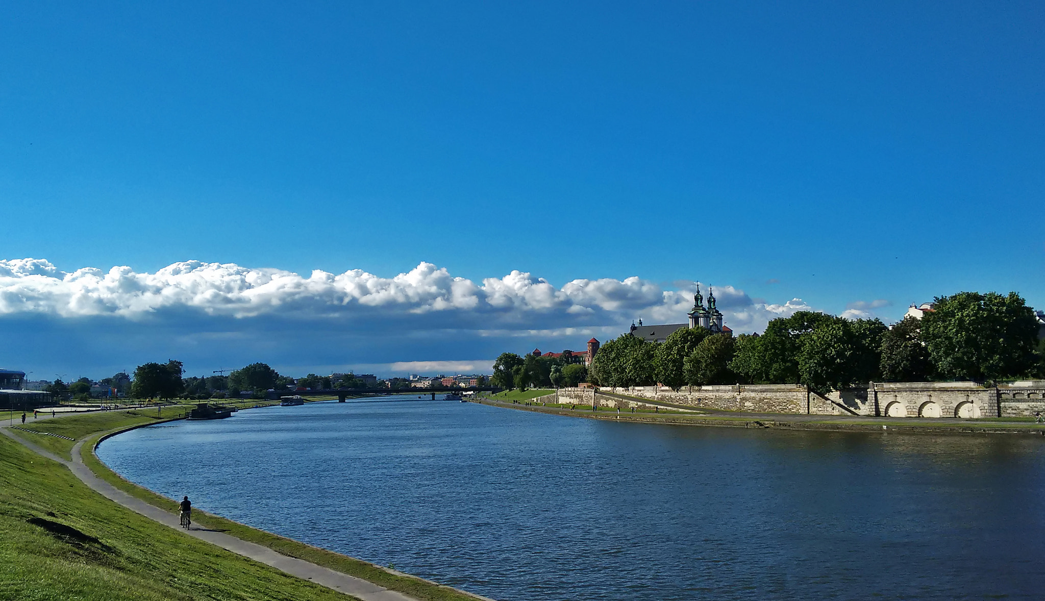Motorola Moto G with 4G LTE (2nd Gen) sample photo. Storm is coming photography