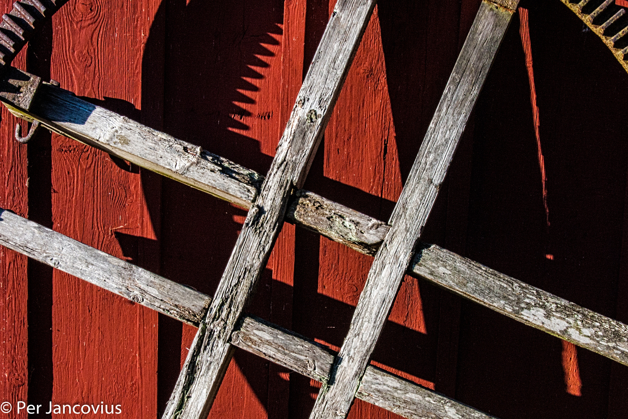 Canon EOS 40D sample photo. Detail of a cogwheel from the mill at komstad kvarn photography