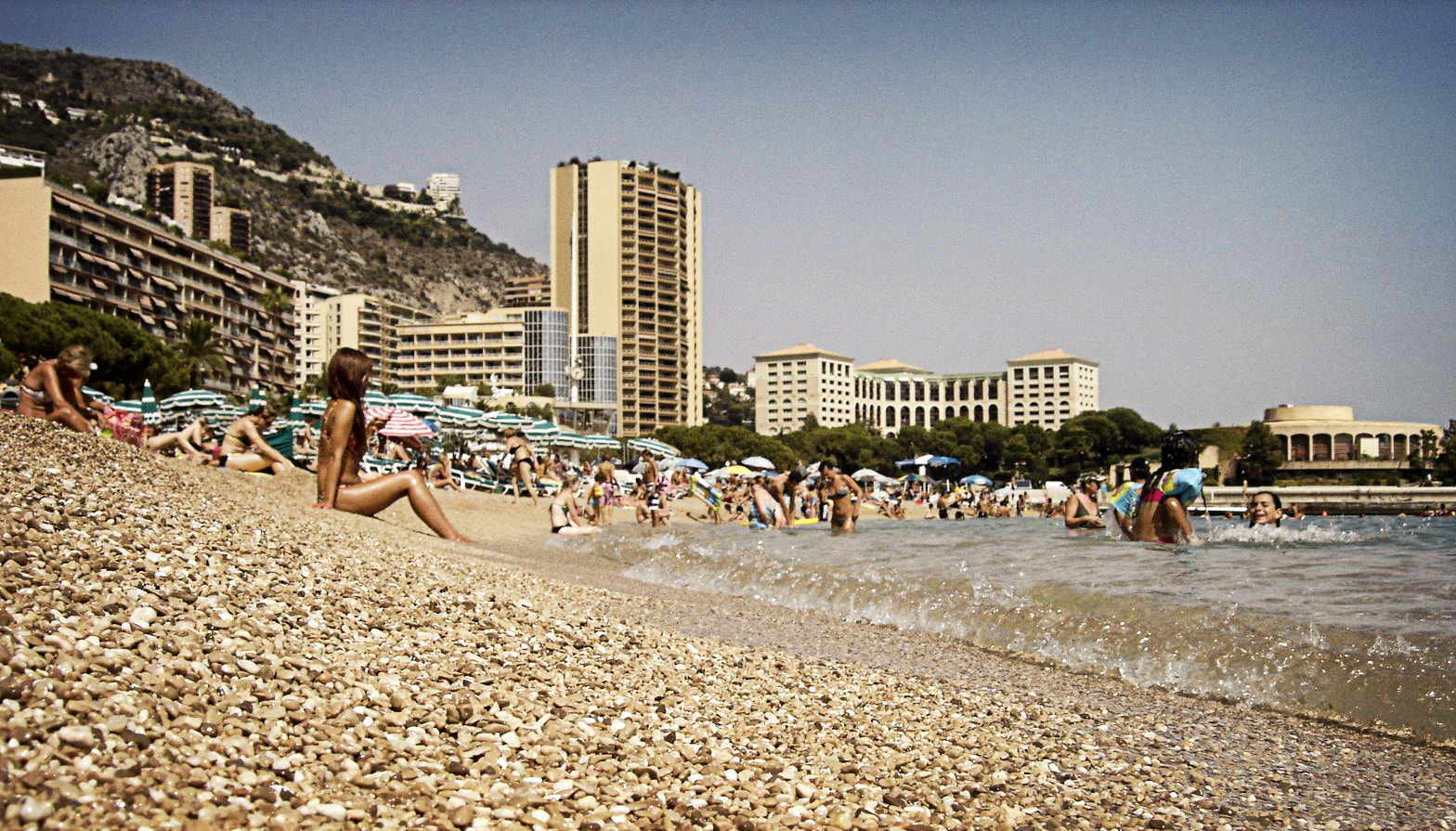 Sony DSC-P93A sample photo. Monaco photography
