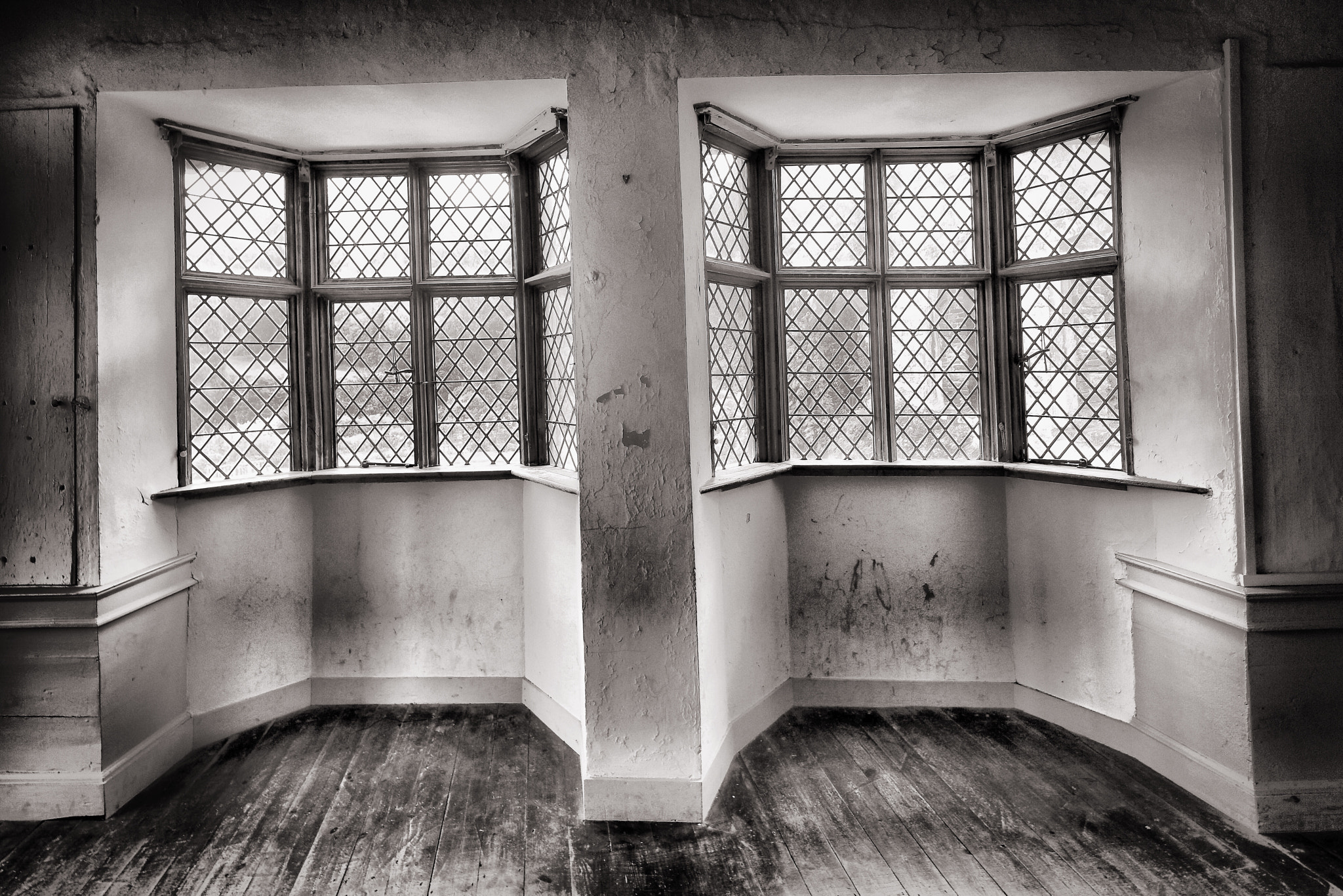 Canon EOS 5DS R + Canon EF 11-24mm F4L USM sample photo. Scotney castle photography