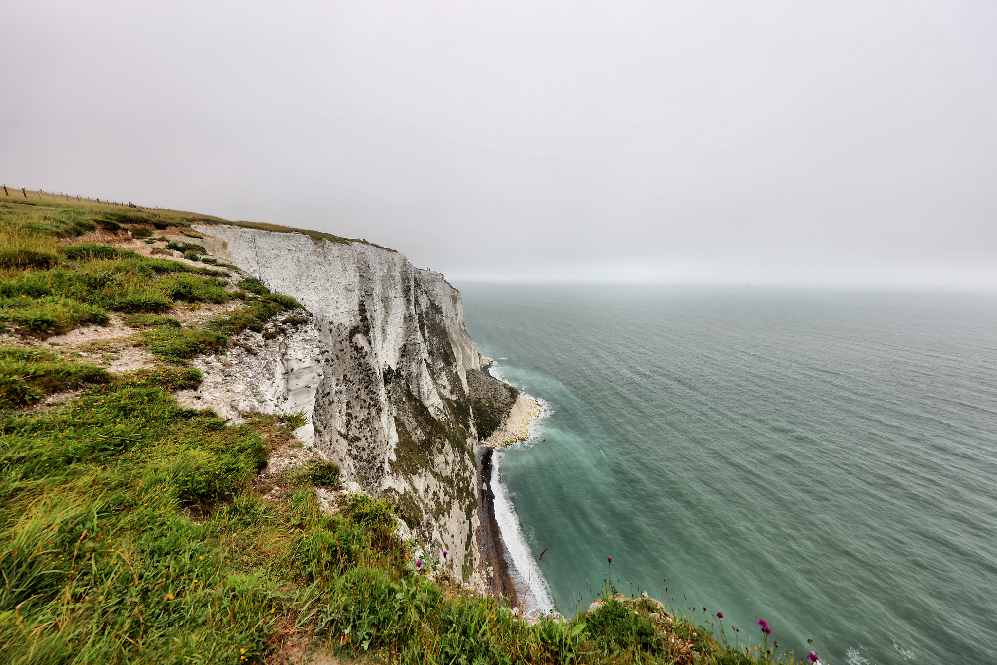 Canon EOS 5DS R + Canon EF 11-24mm F4L USM sample photo. The white cliffs of dover photography