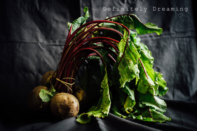 Sony a99 II + Sigma 30mm F1.4 EX DC HSM sample photo. Farmer's market beetroot photography