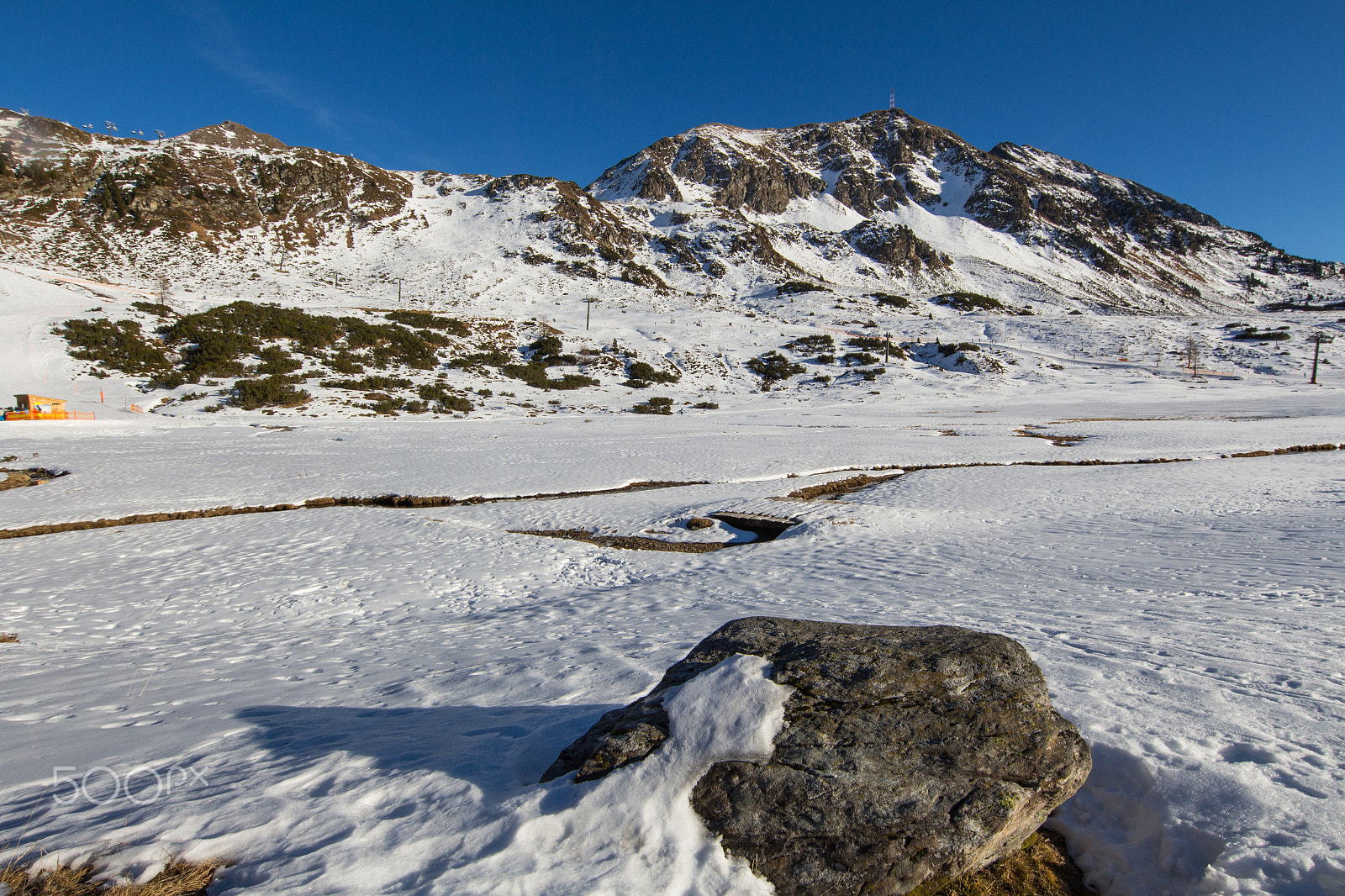 Canon EOS 700D (EOS Rebel T5i / EOS Kiss X7i) + Canon EF 11-24mm F4L USM sample photo. Oesterreichische alpen photography