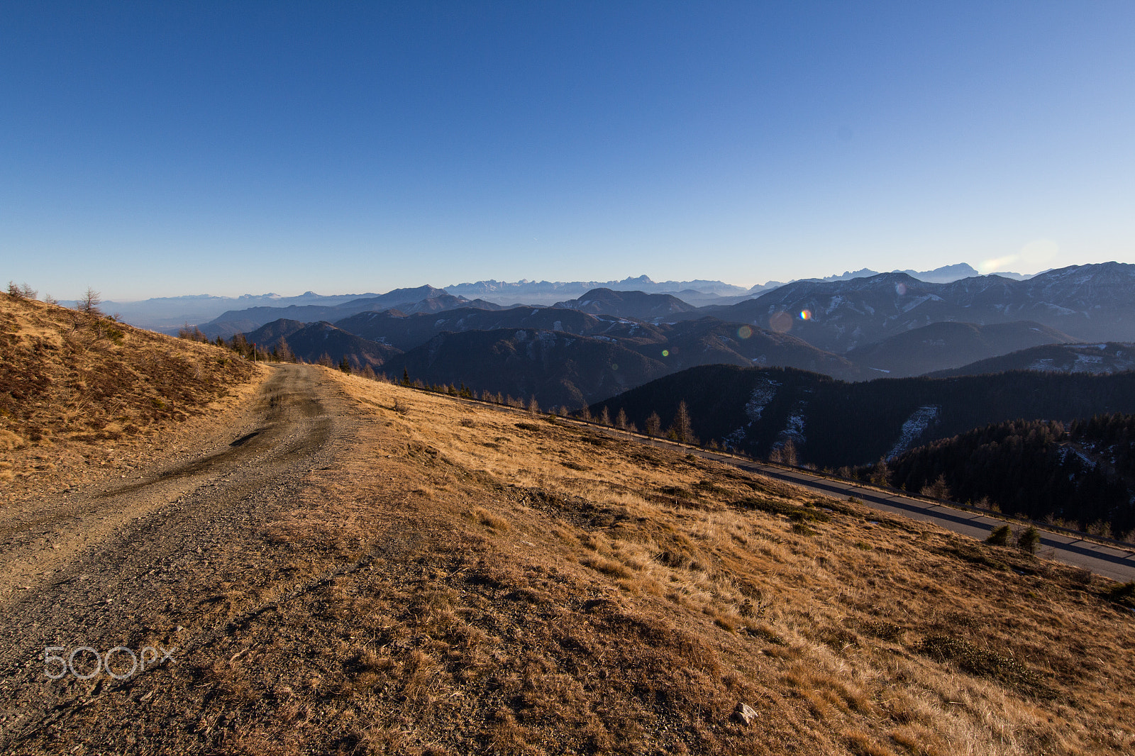 Canon EOS 700D (EOS Rebel T5i / EOS Kiss X7i) + Canon EF 11-24mm F4L USM sample photo. Oesterreichische alpen photography