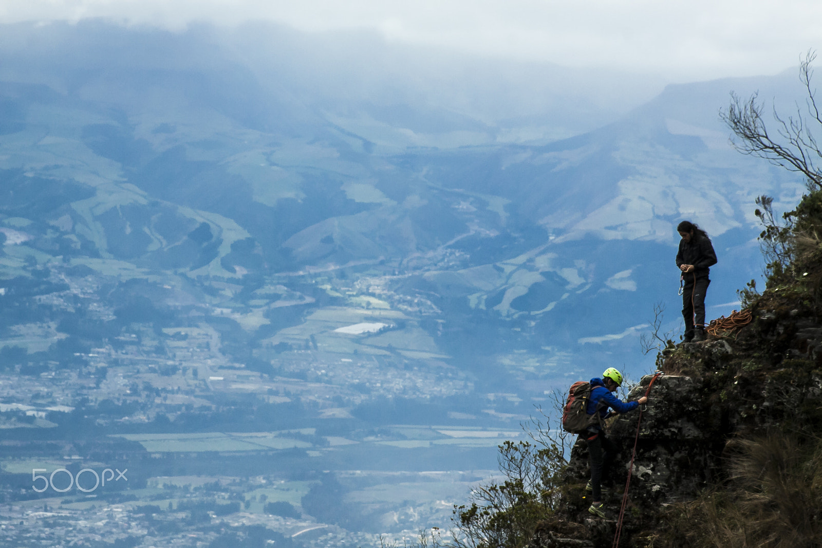 Canon EF 75-300mm f/4-5.6 USM sample photo. Vertigo photography