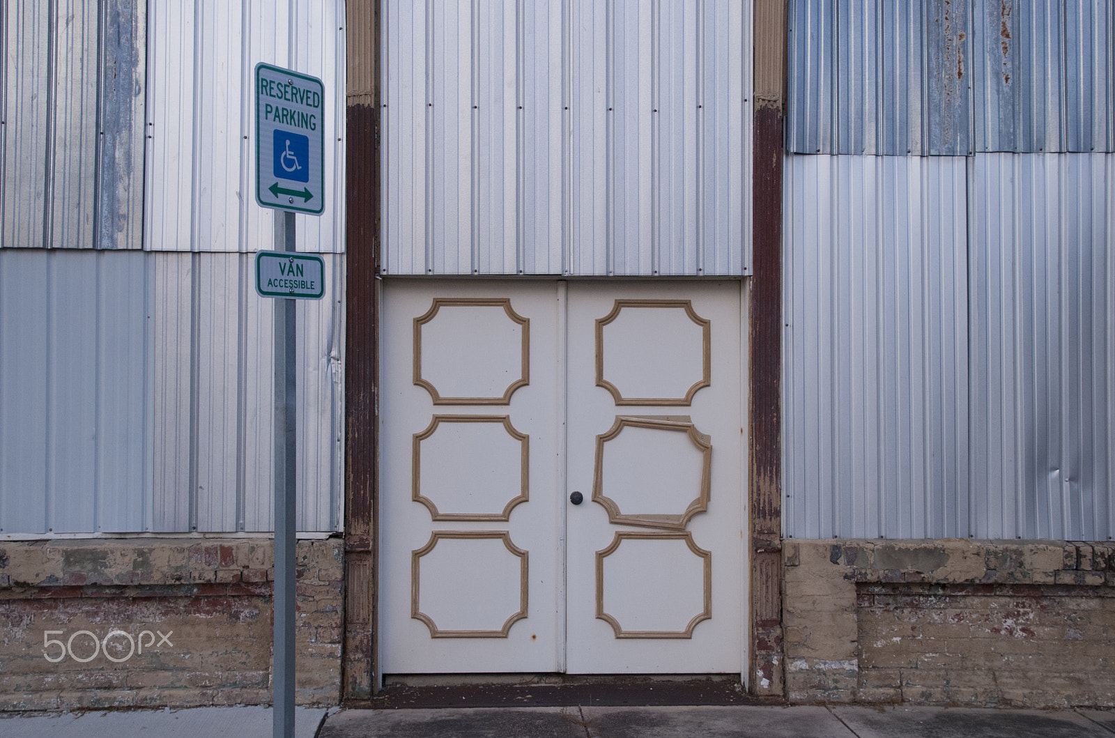 Nikon D40X sample photo. White door photography