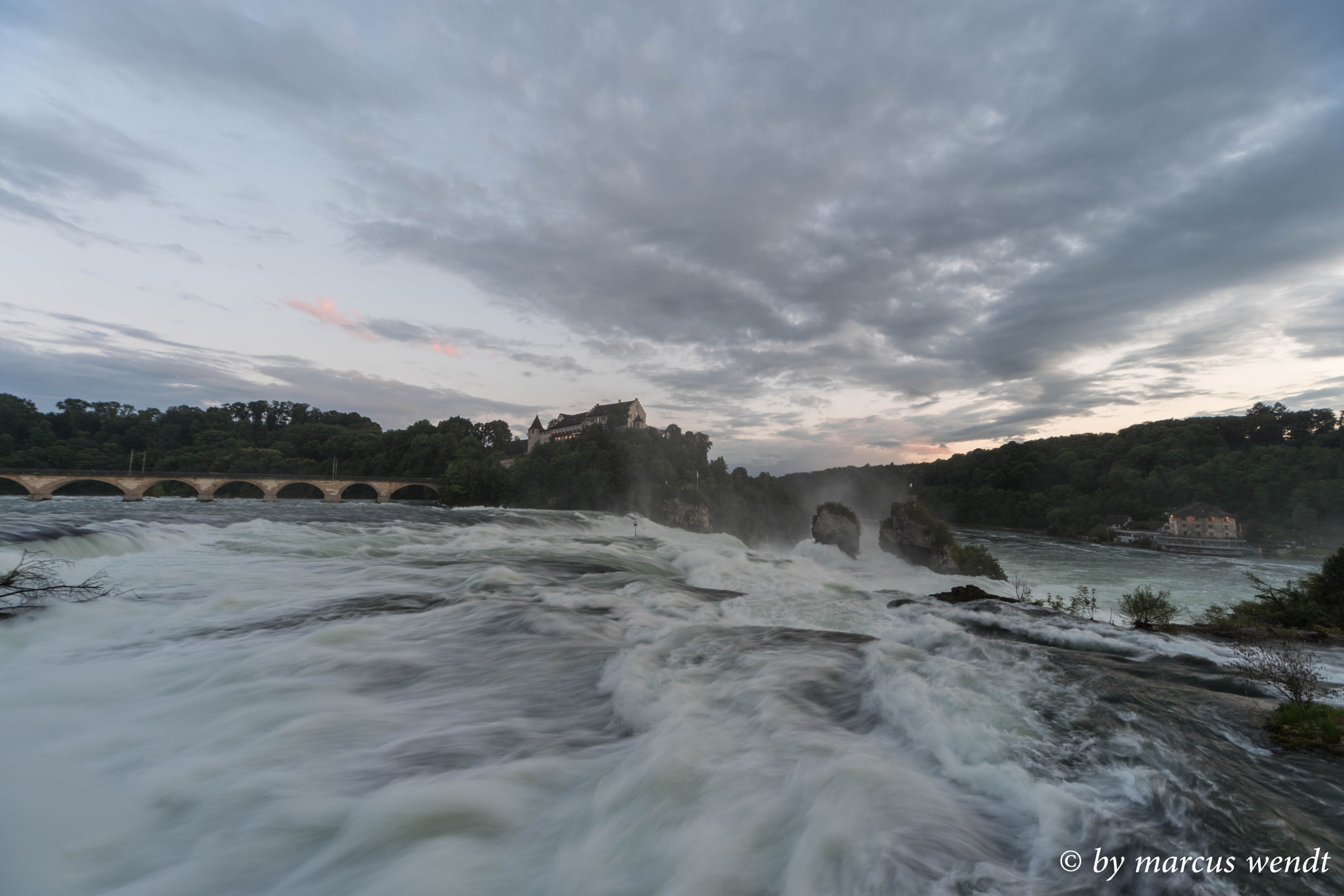 Nikon D750 + Sigma 12-24mm F4.5-5.6 EX DG Aspherical HSM sample photo. Rheinfall0589.jpg photography