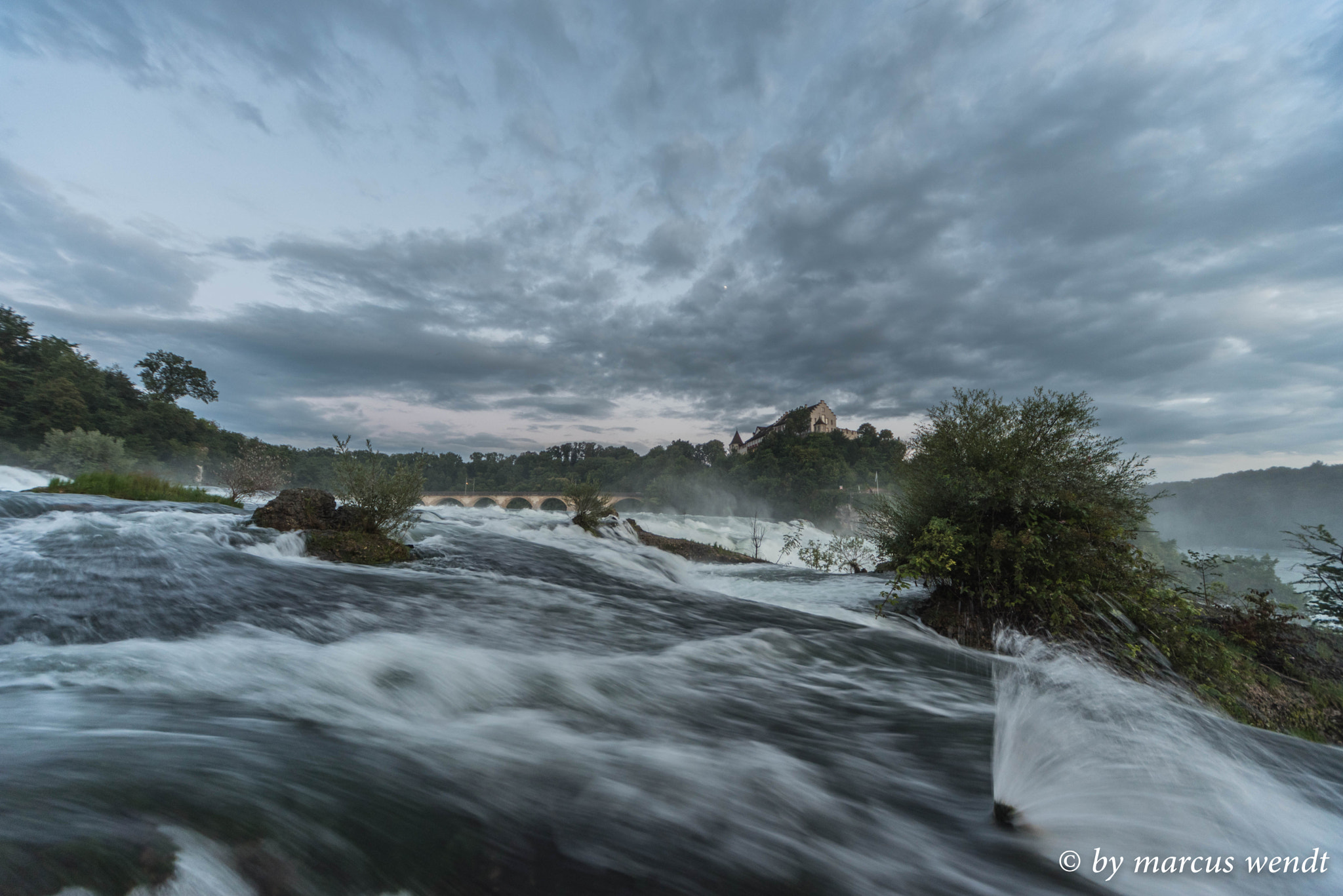 Nikon D750 + Sigma 12-24mm F4.5-5.6 EX DG Aspherical HSM sample photo. Rheinfall_0600.jpg photography