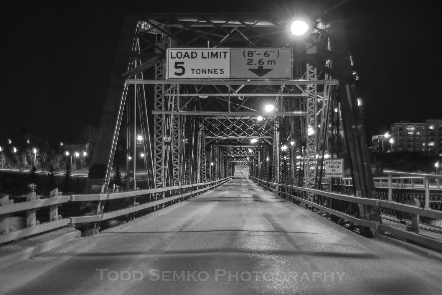 Pentax K10D + Sigma sample photo. Saskatoon bride at night photography