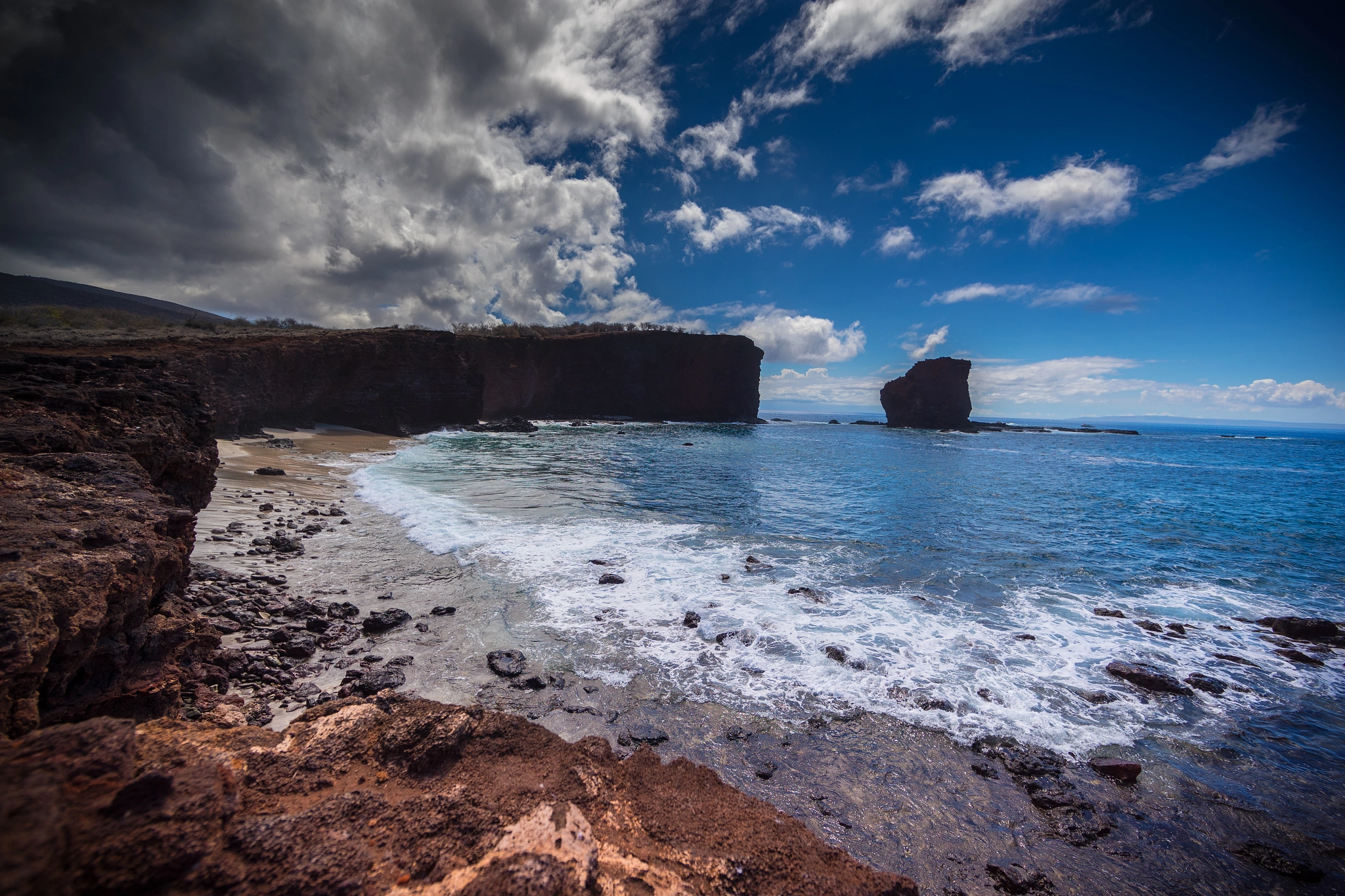 Canon EF 14mm F2.8L II USM sample photo. Short trip from maui to lana'i. nice day to photograph puu pehe. photography