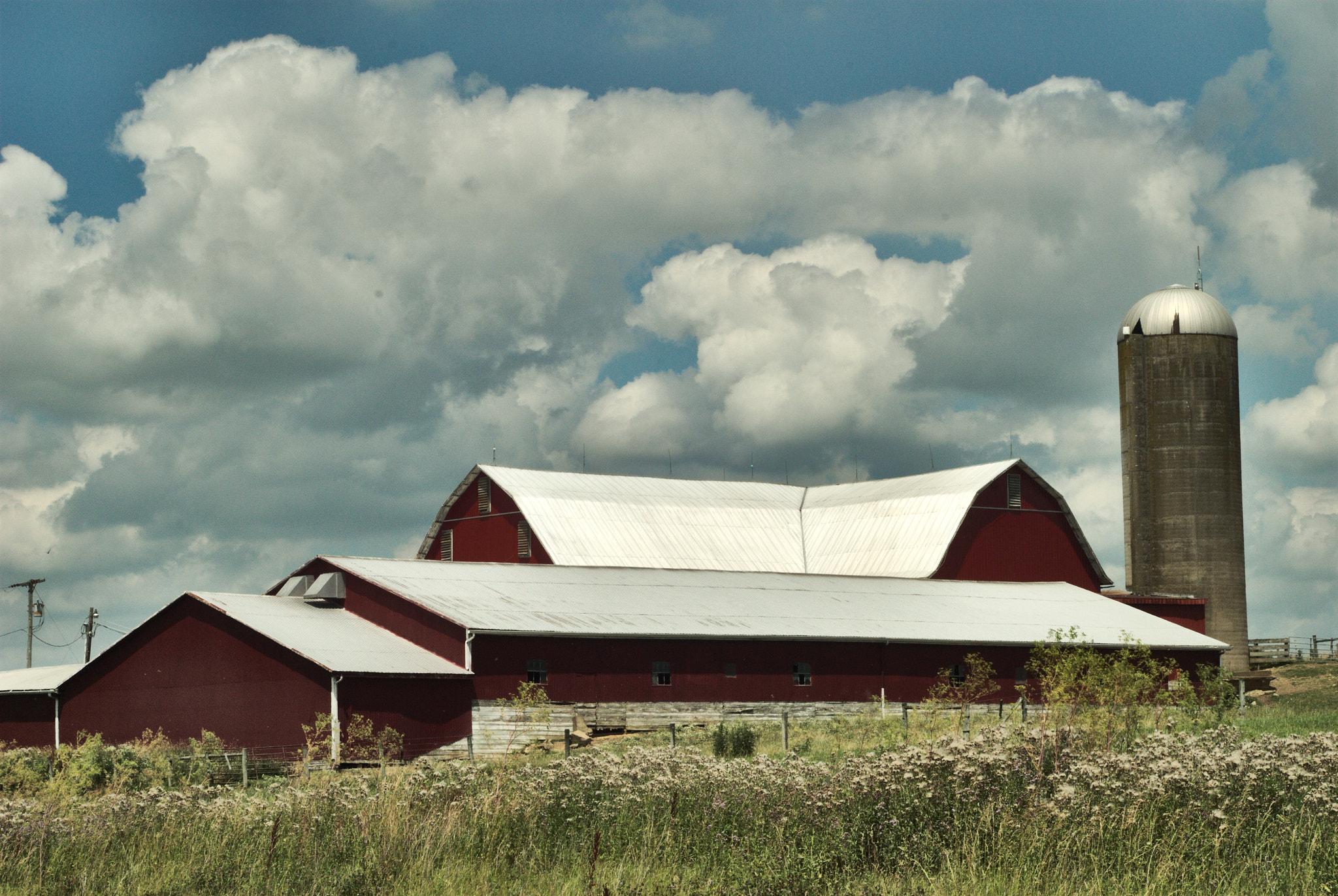 Nikon D200 + Manual Lens No CPU sample photo. Large red barn photography
