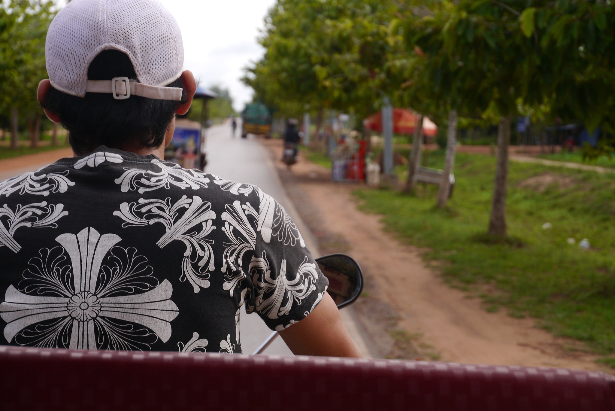 LUMIX G VARIO PZ 14-42/F3.5-5.6 sample photo. Cambodian rider photography