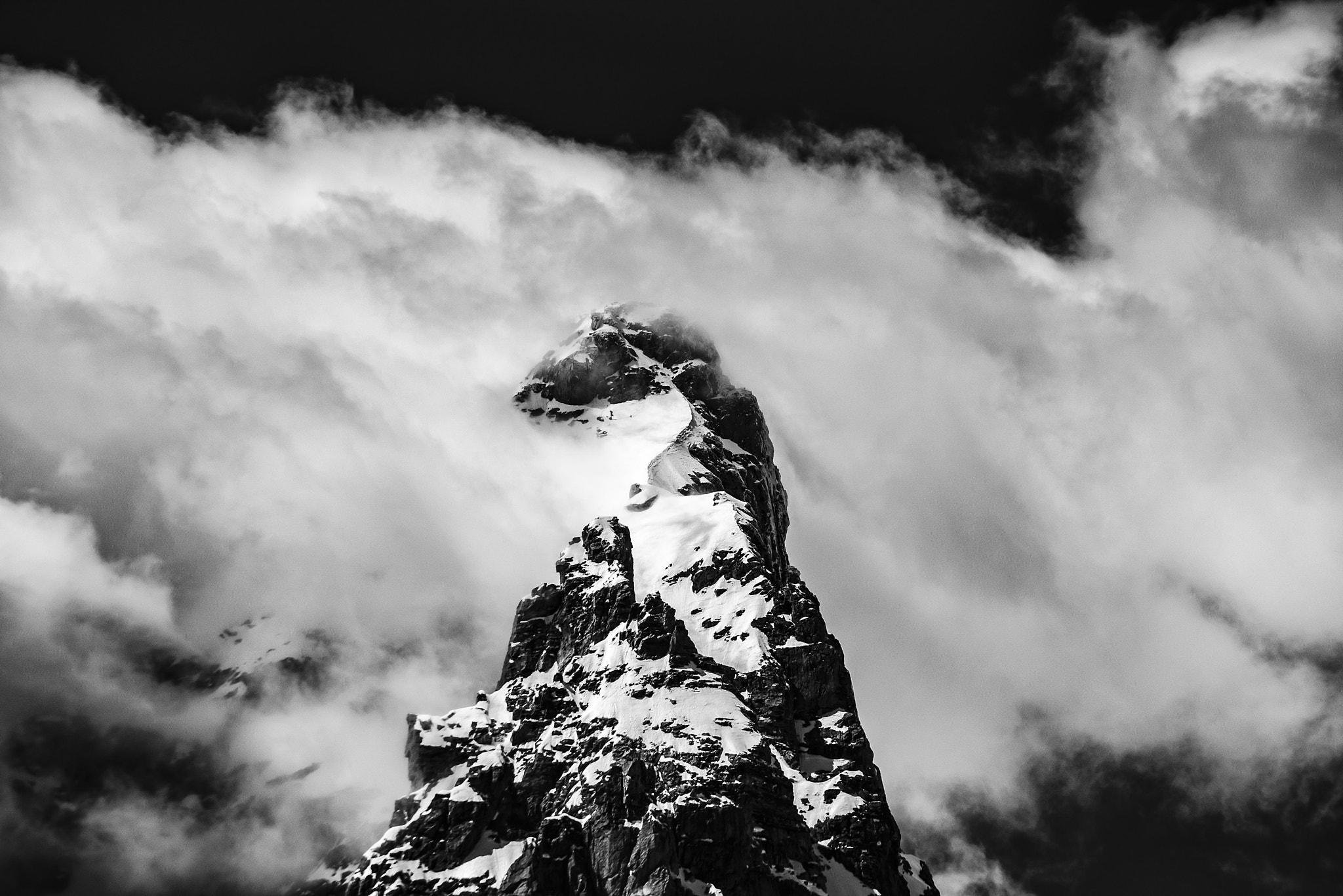 Sigma APO 100-300mm F4 EX IF HSM + 1.4x sample photo. Grand teton peak photography