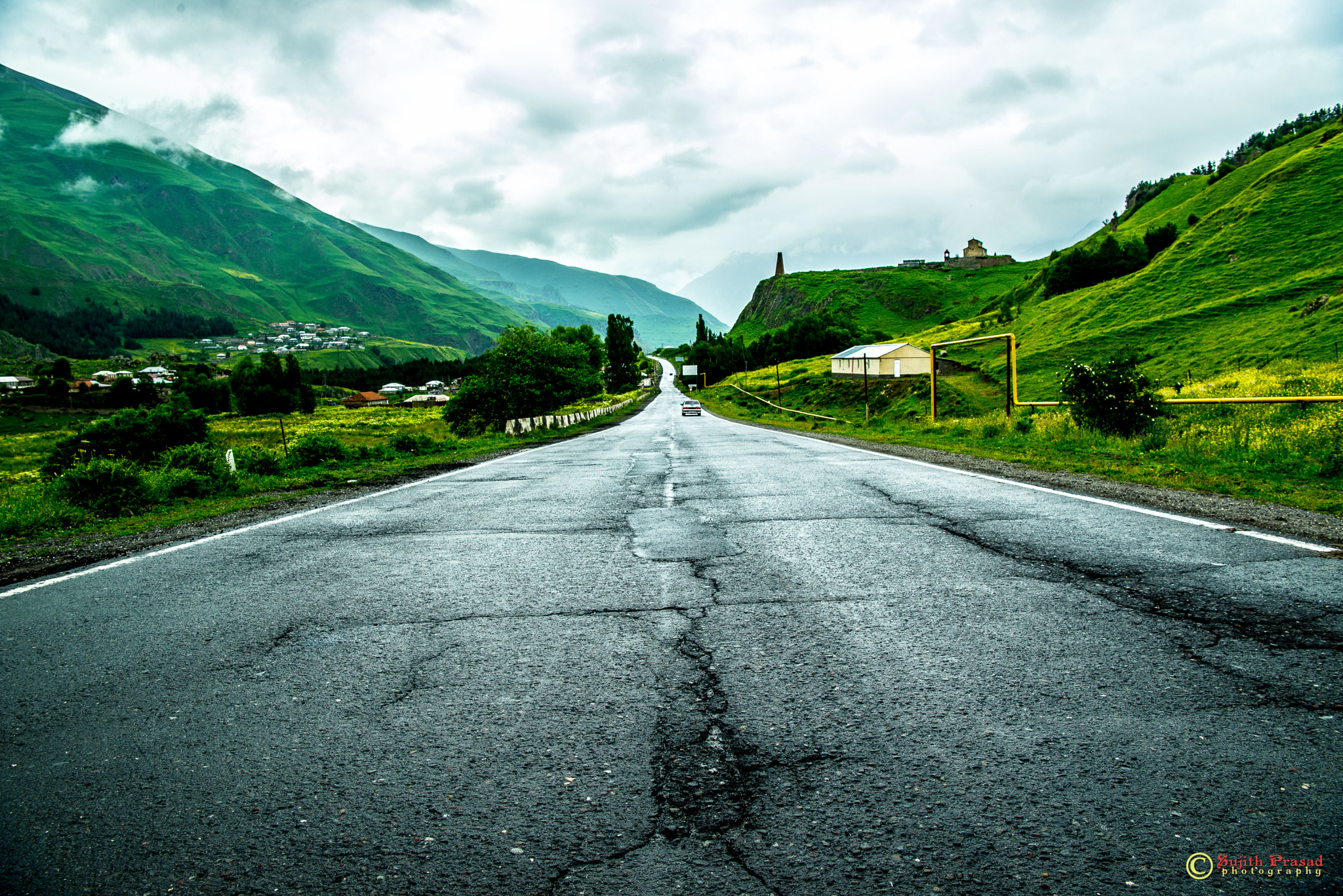 Nikon AF-S Nikkor 24-70mm F2.8E ED VR sample photo. Enroute kazbegi photography