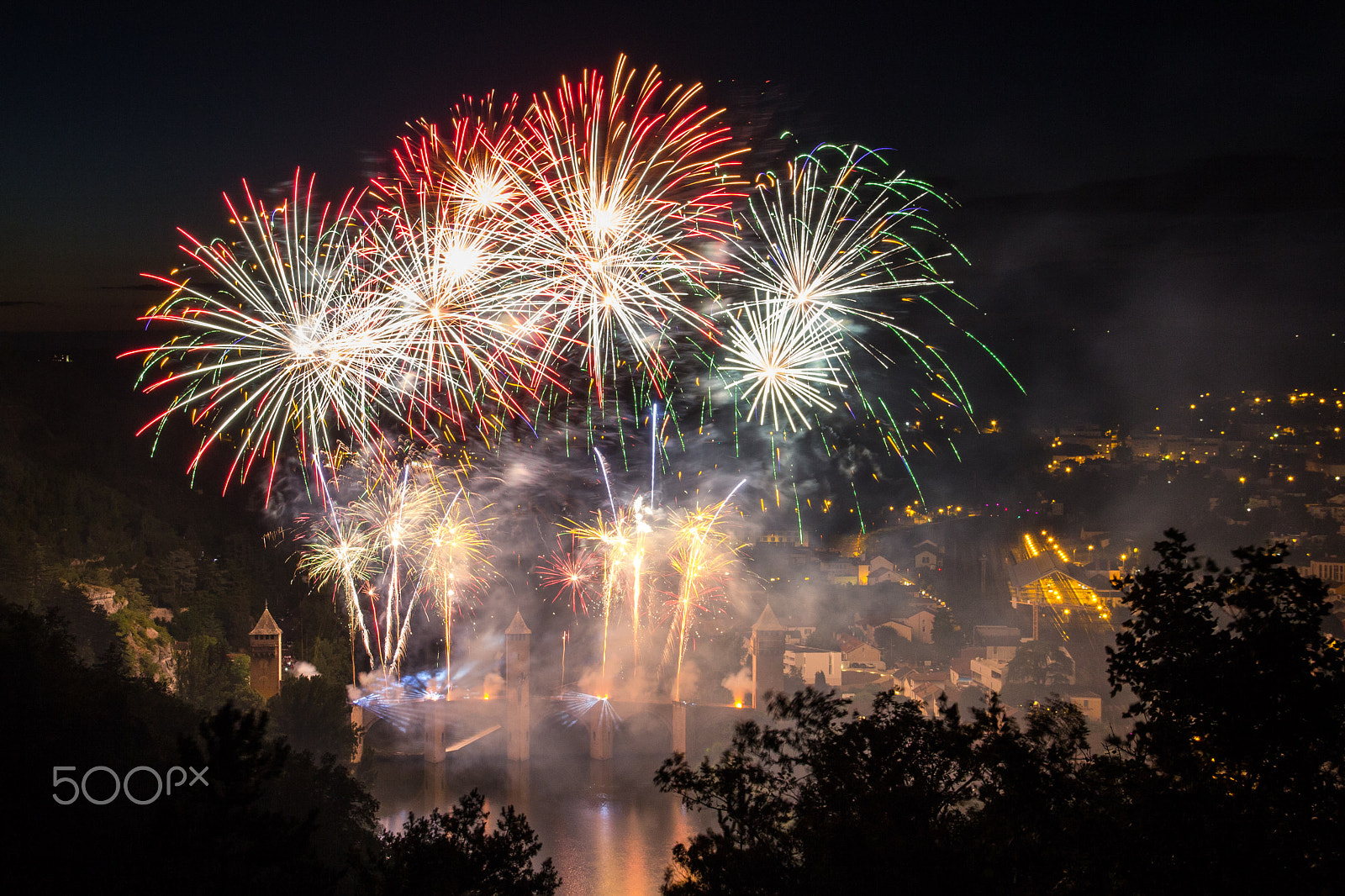 Sigma 18-200mm f/3.5-6.3 DC OS sample photo. Feu d'artifice - 13 juillet 2016 - cahors photography