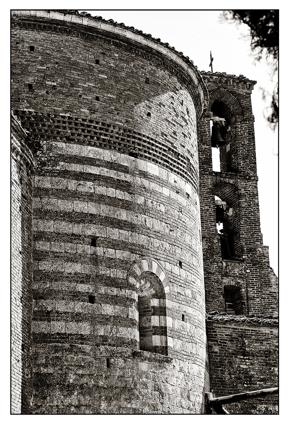Fujifilm FinePix S1 Pro sample photo. San galgano photography