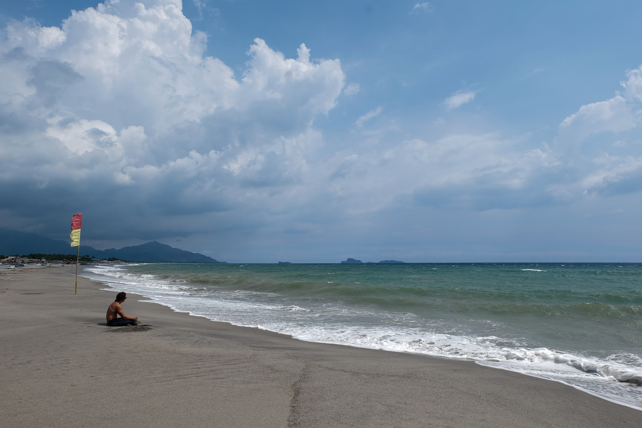 Fujifilm XC 16-50mm F3.5-5.6 OIS sample photo. Zen by the beach photography