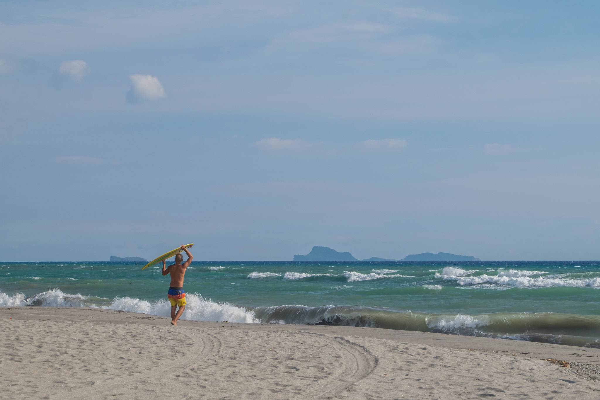 Fujifilm XC 16-50mm F3.5-5.6 OIS sample photo. Ready to ride the waves photography