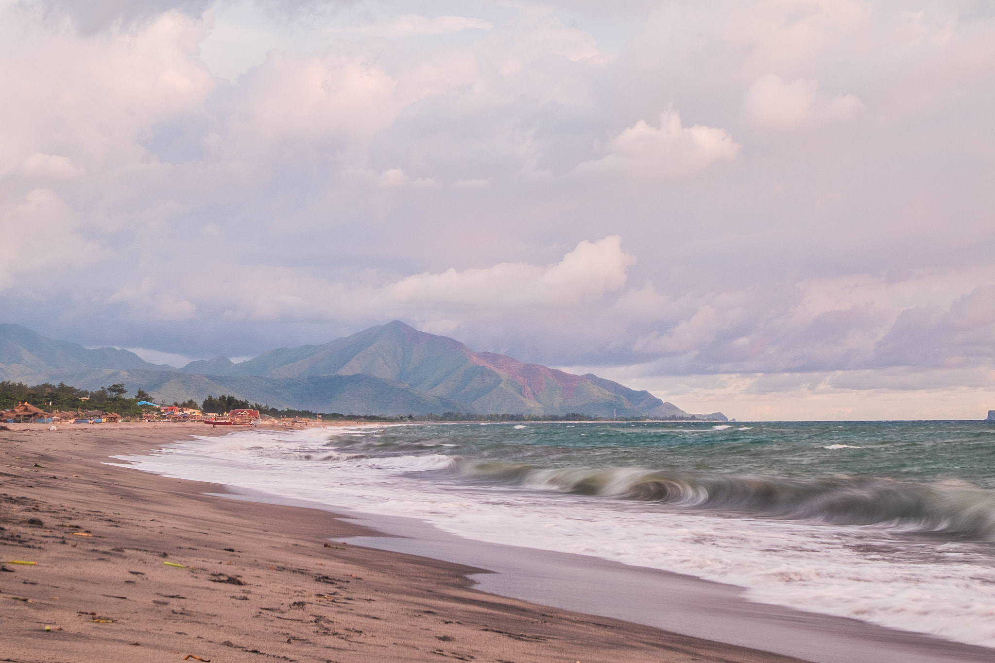 Fujifilm XC 16-50mm F3.5-5.6 OIS sample photo. Mountain clouds, sea waves photography