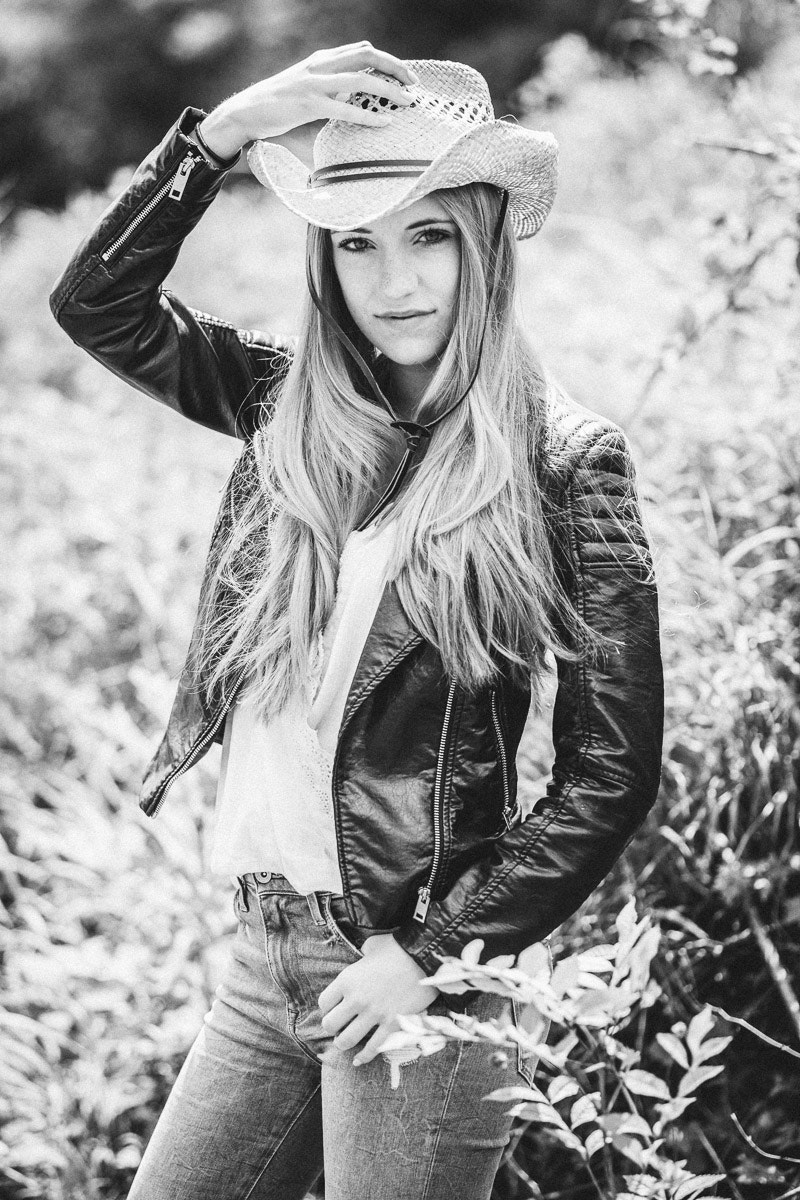Fujifilm X-T10 + Fujifilm XF 90mm F2 R LM WR sample photo. Anna photography