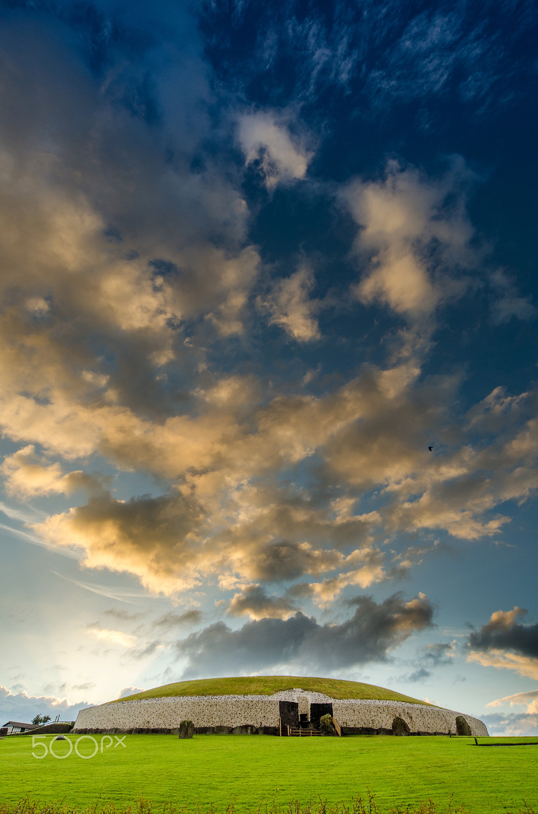 Nikon D7000 + Sigma 12-24mm F4.5-5.6 EX DG Aspherical HSM sample photo. Beautiful clouds over newgrange photography