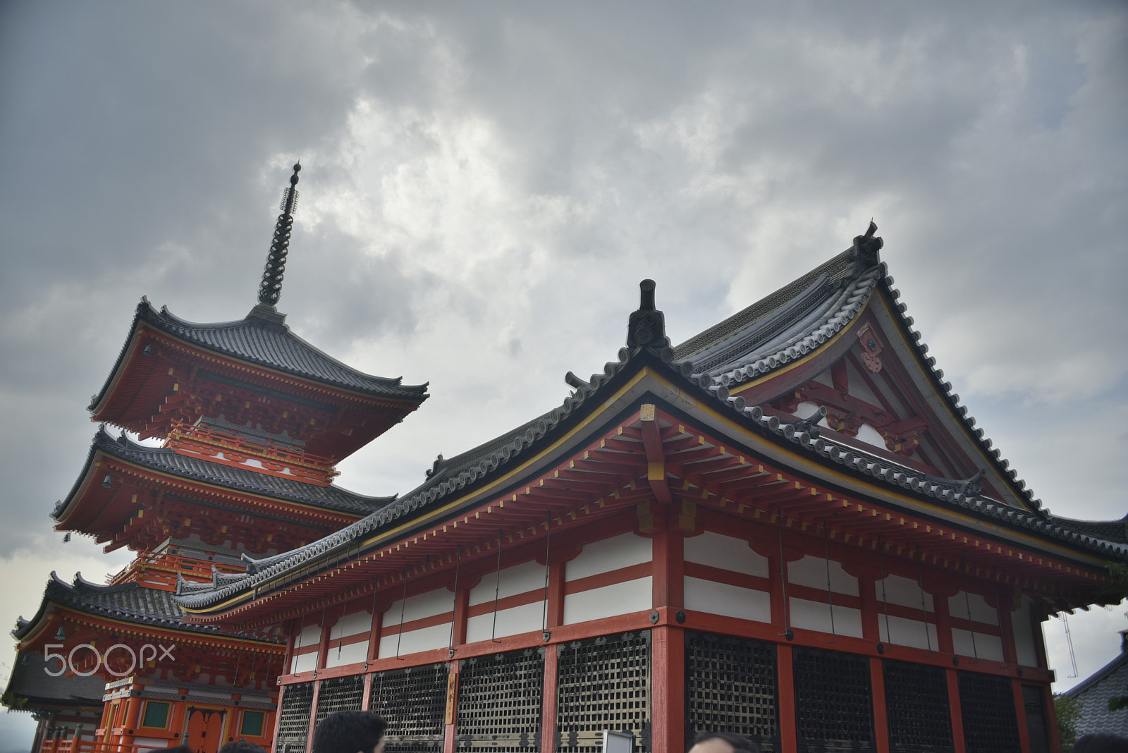 AF Zoom-Nikkor 28-85mm f/3.5-4.5 sample photo. Japan building photography