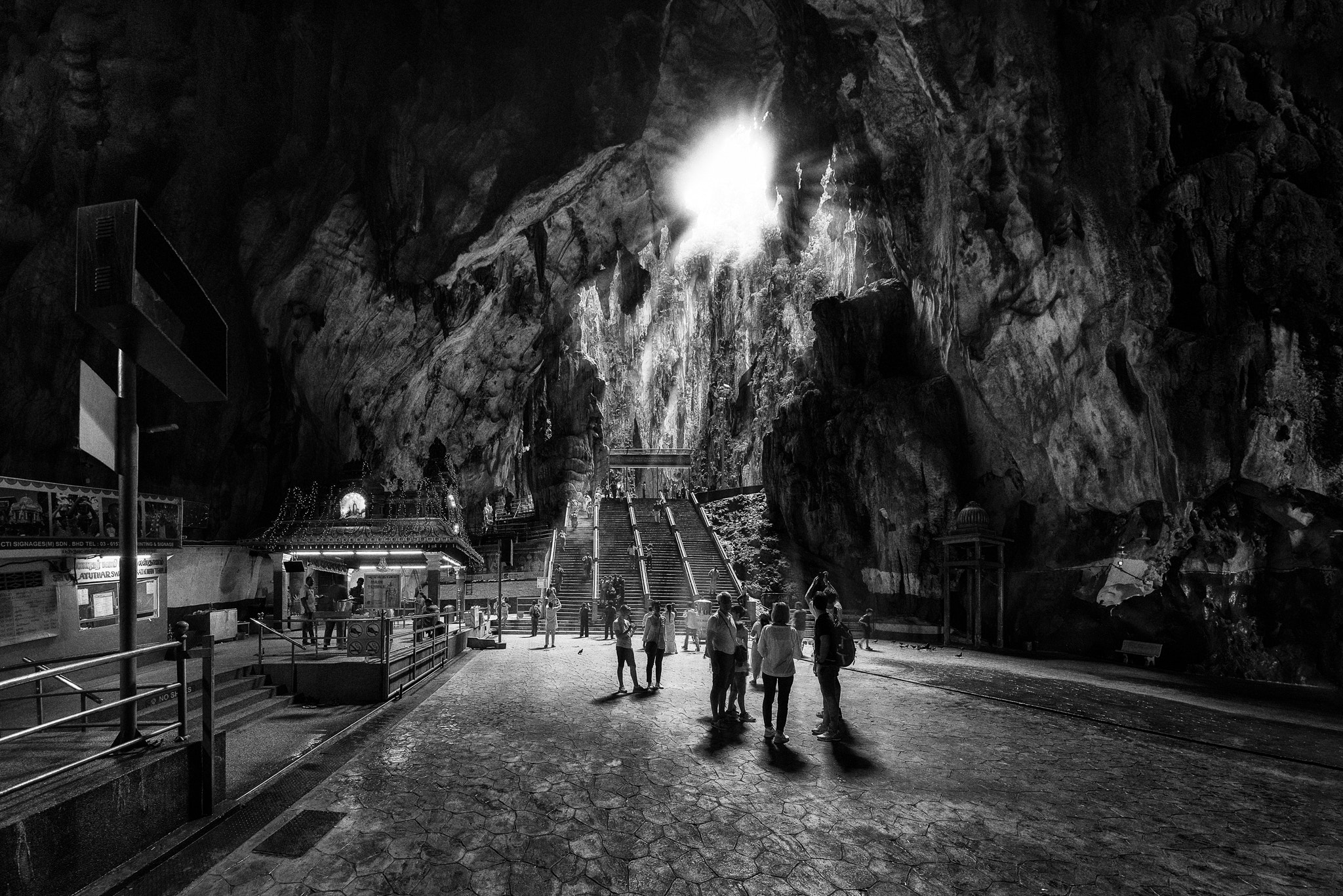 Samyang 12mm F2.8 ED AS NCS Fisheye sample photo. Batu cave photography
