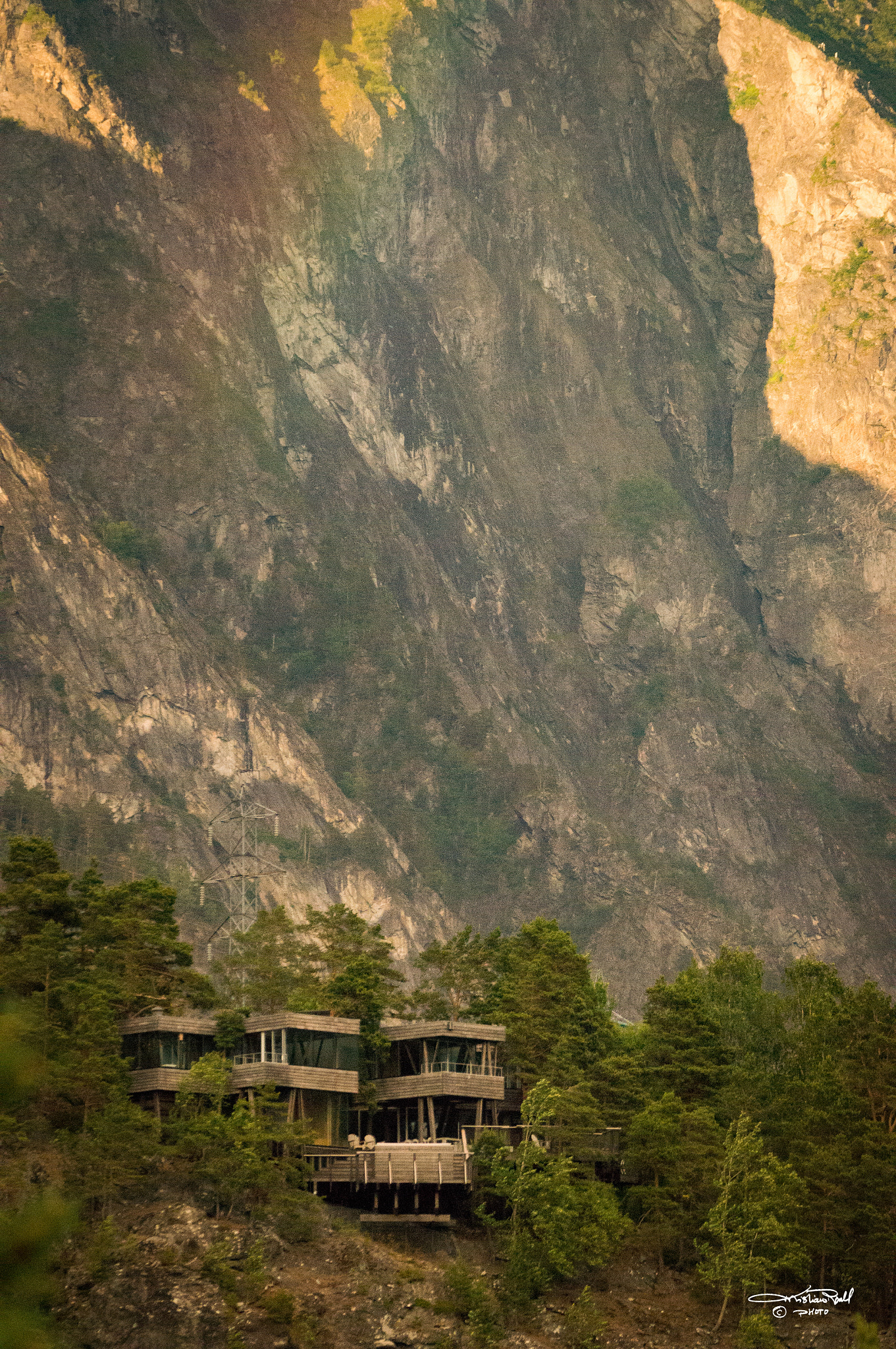 Sony 70-300mm F4.5-5.6 G SSM sample photo. In harmony photography
