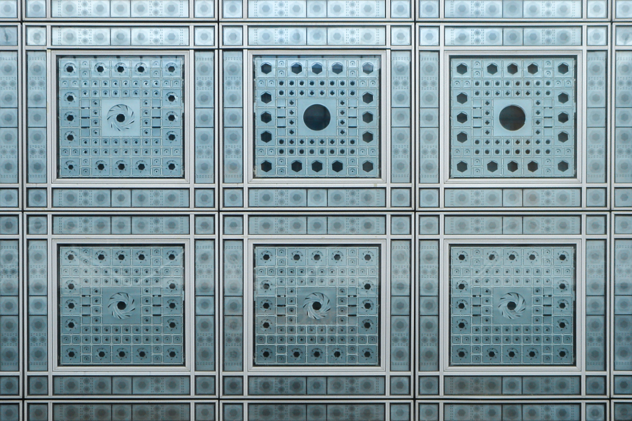 Sony DSC-T3 sample photo. Institut du monde arabe, paris photography