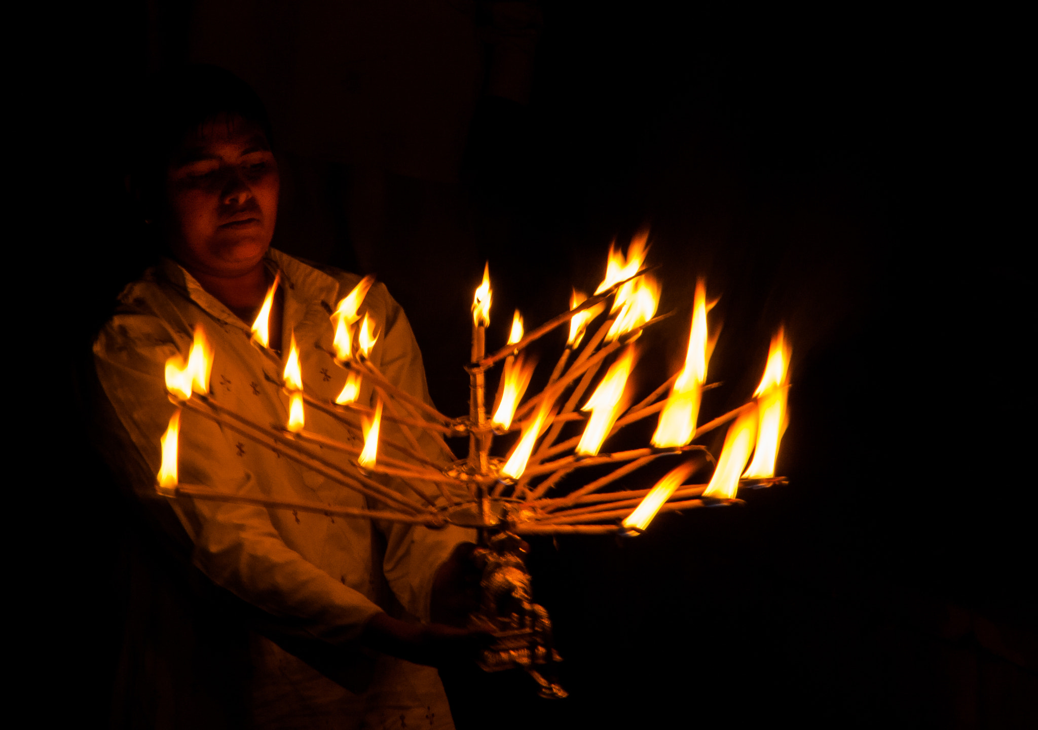 Canon EOS 400D (EOS Digital Rebel XTi / EOS Kiss Digital X) sample photo. Diwali in pushkar photography
