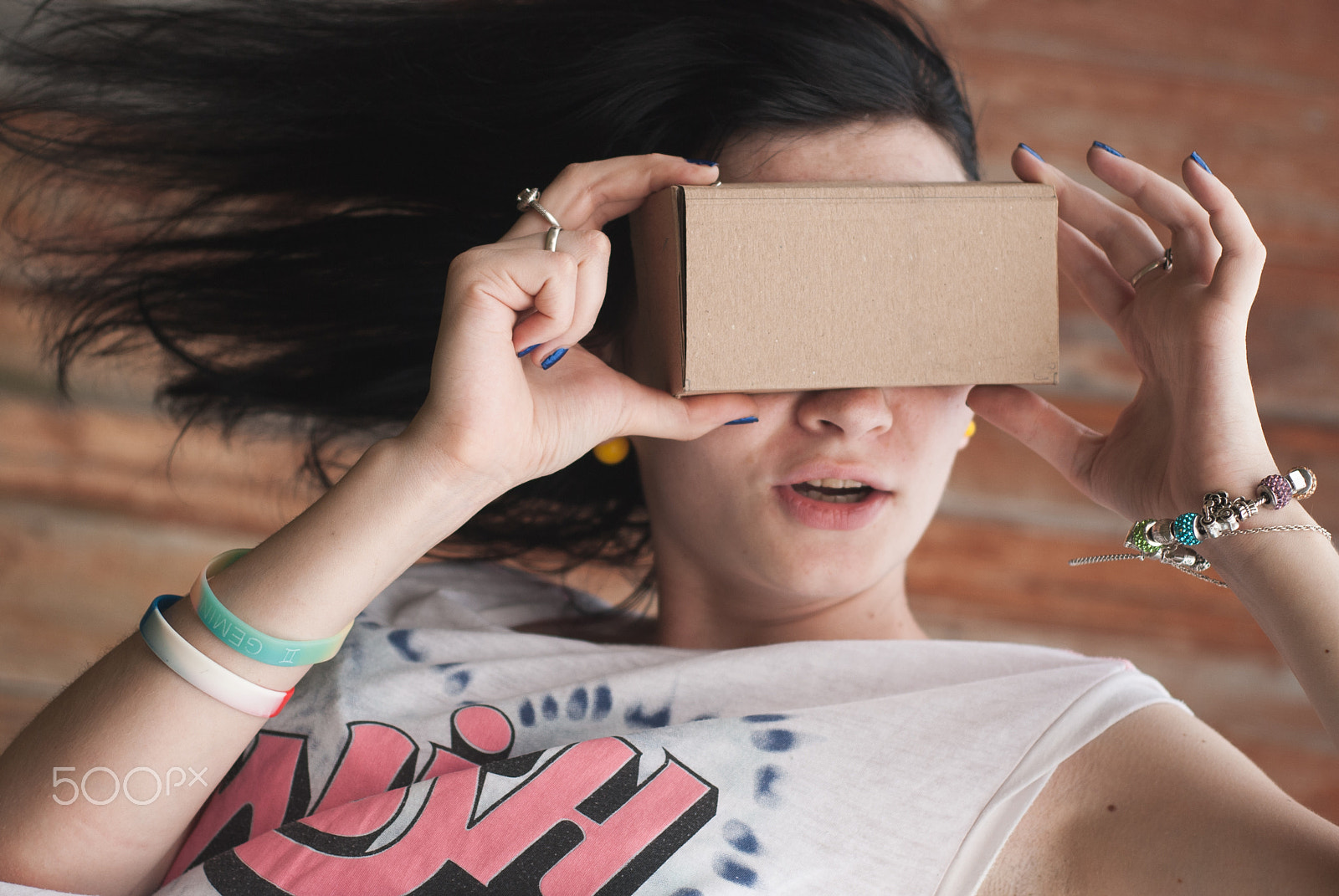 Nikon D80 + AF Nikkor 50mm f/1.8 N sample photo. Young girl having fun playing with your cardboard vr headset attached to her smartphone photography