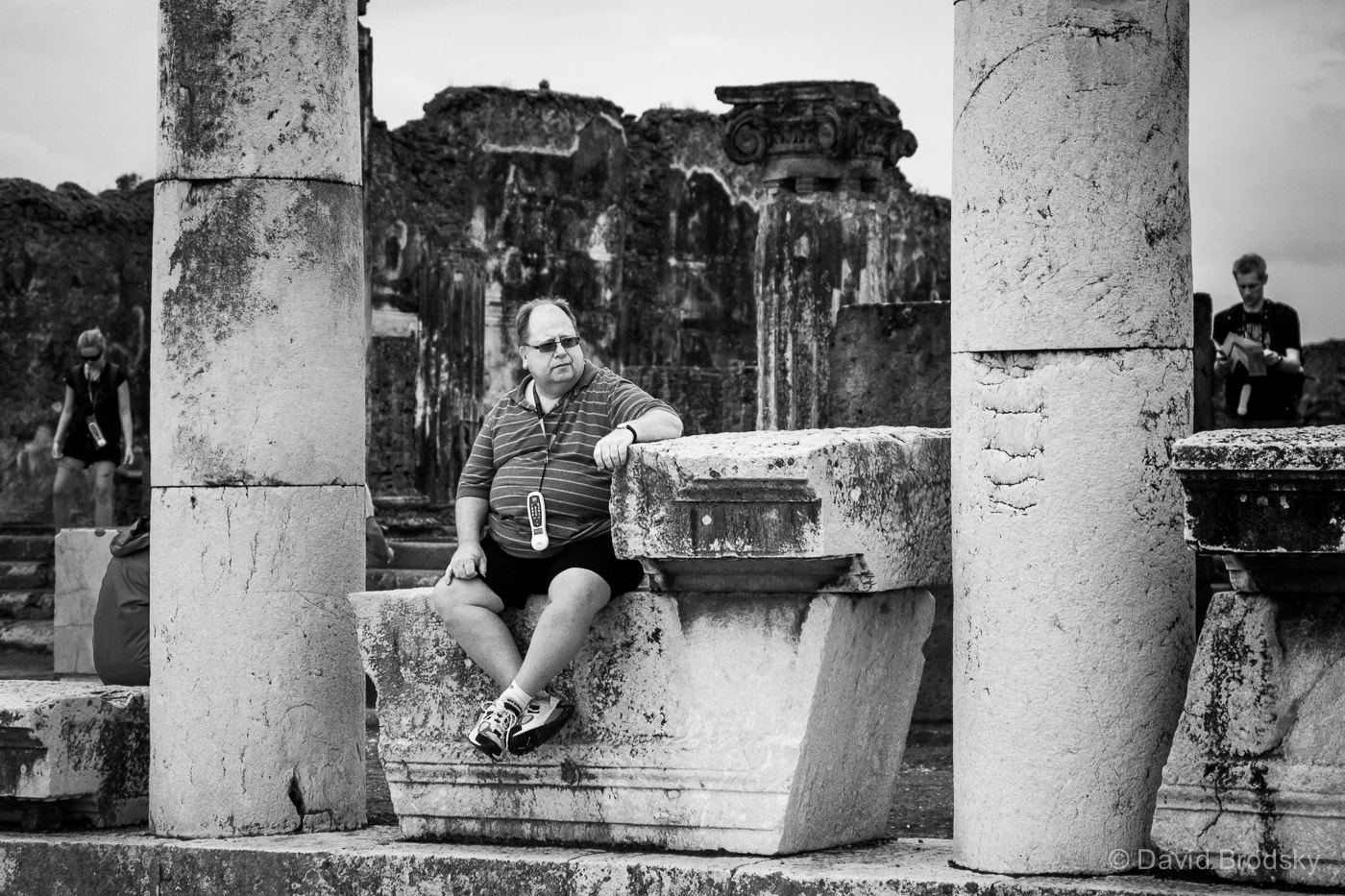 Sony E 18-200mm F3.5-6.3 OSS LE sample photo. Pompeii man photography