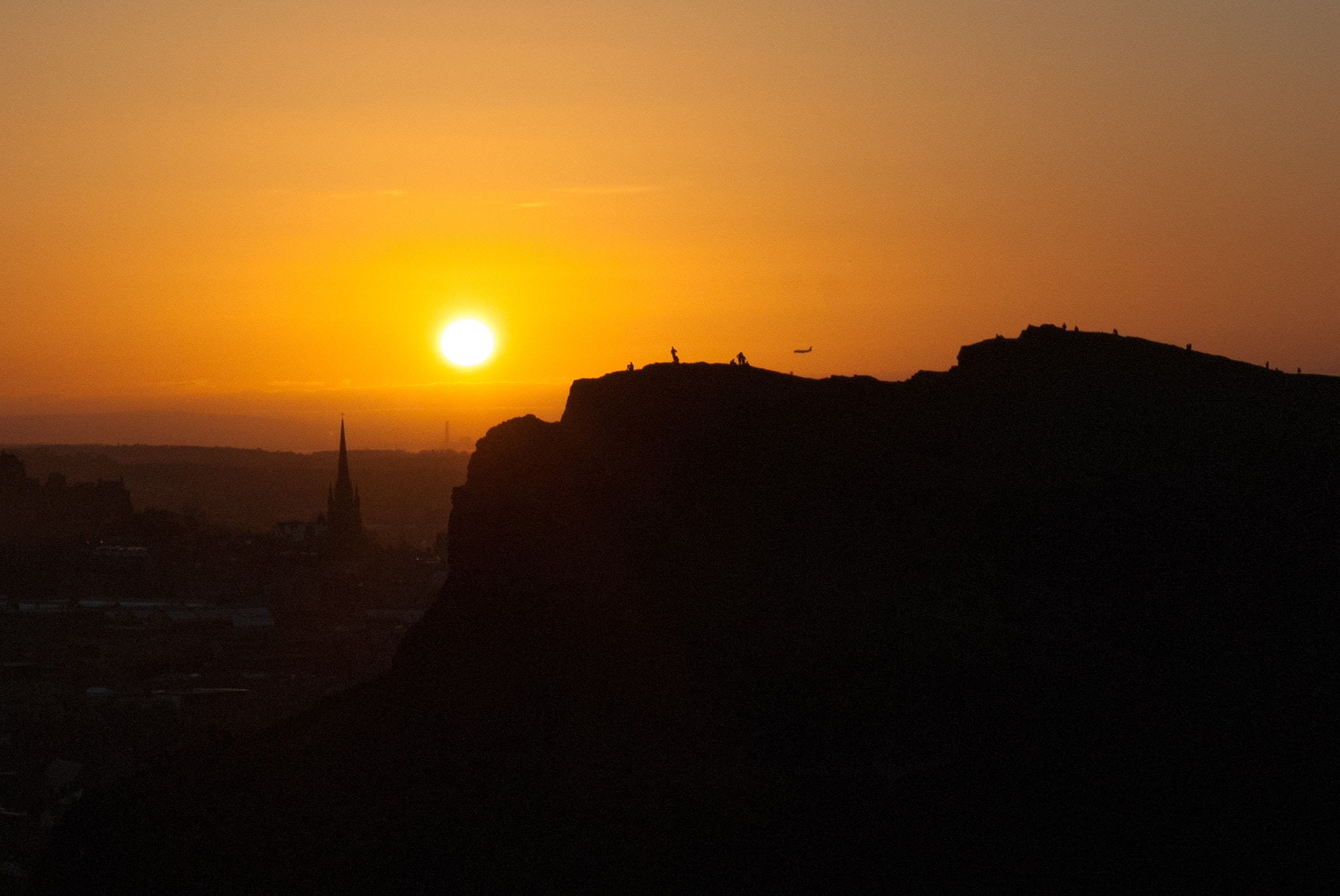 Sony Alpha DSLR-A230 sample photo. Arthur's seat photography