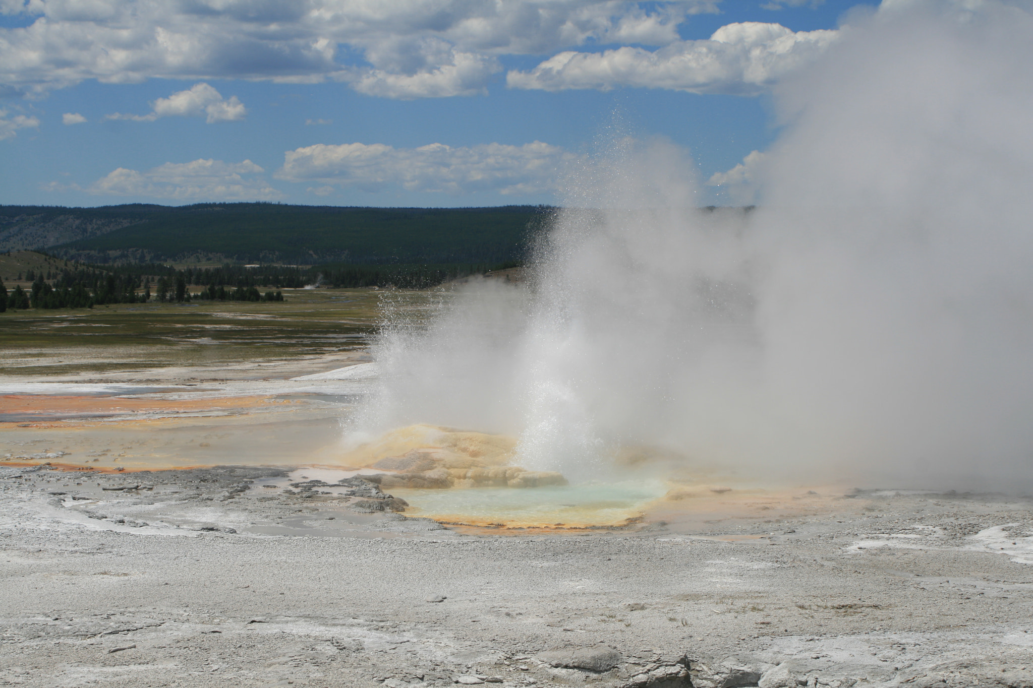 Canon EF 28-80mm f/3.5-5.6 sample photo. Midway geyser photography