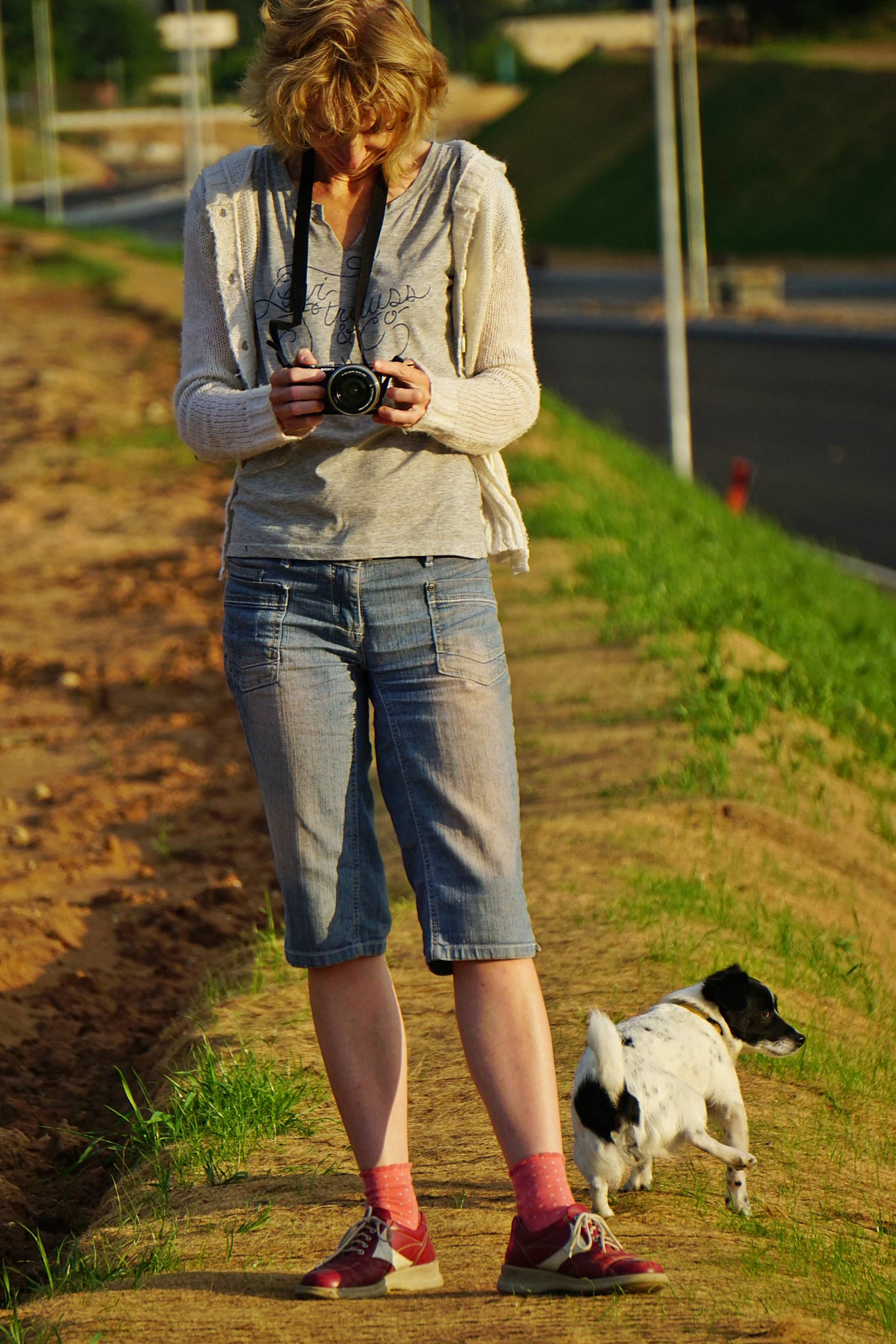 Sony E 55-210mm F4.5-6.3 OSS sample photo. M photography