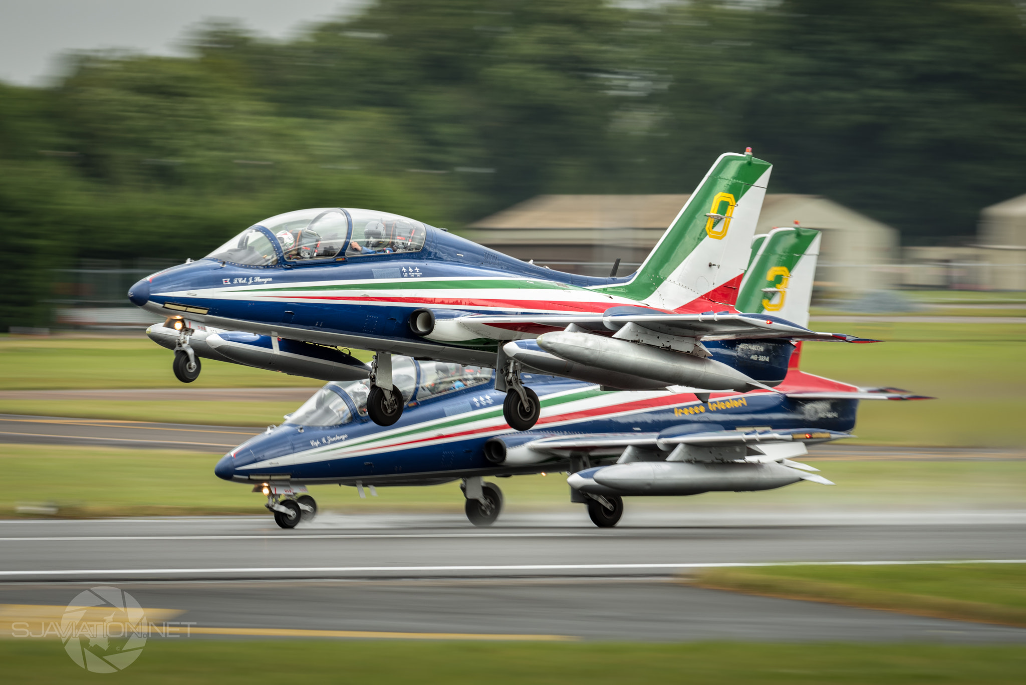 Nikon AF-S Nikkor 300mm F2.8G ED-IF VR sample photo. "frecce tricolori " photography